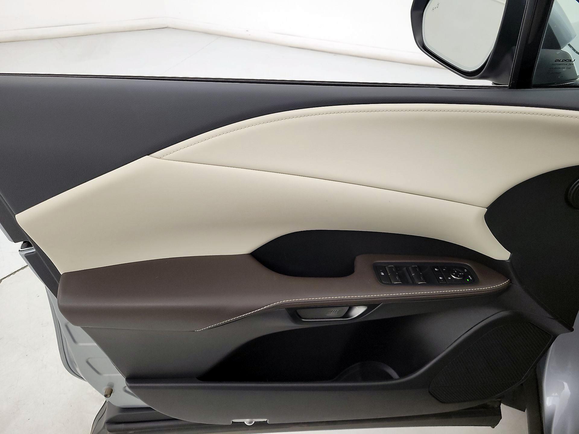 Thumbnail: 2024 Lexus RX - 12