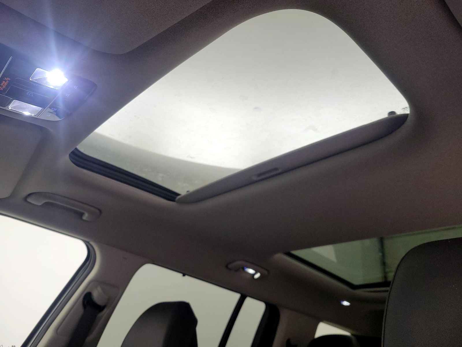 2024 Hyundai Santa Fe Limited HEV - Photo 21