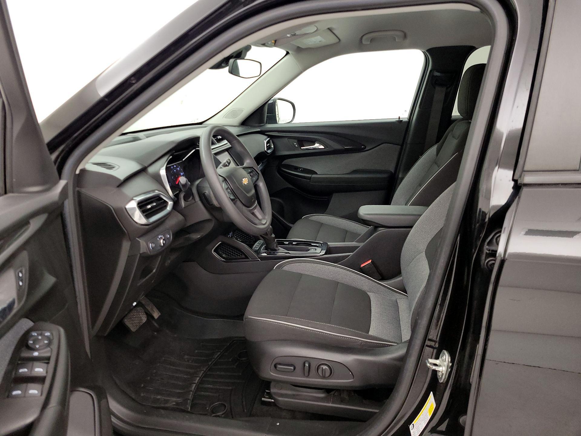 Thumbnail: 2022 Chevrolet TrailBlazer - 11