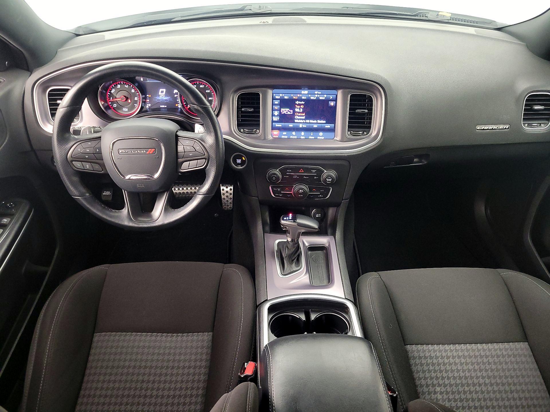 Thumbnail: 2020 Dodge Charger - 9