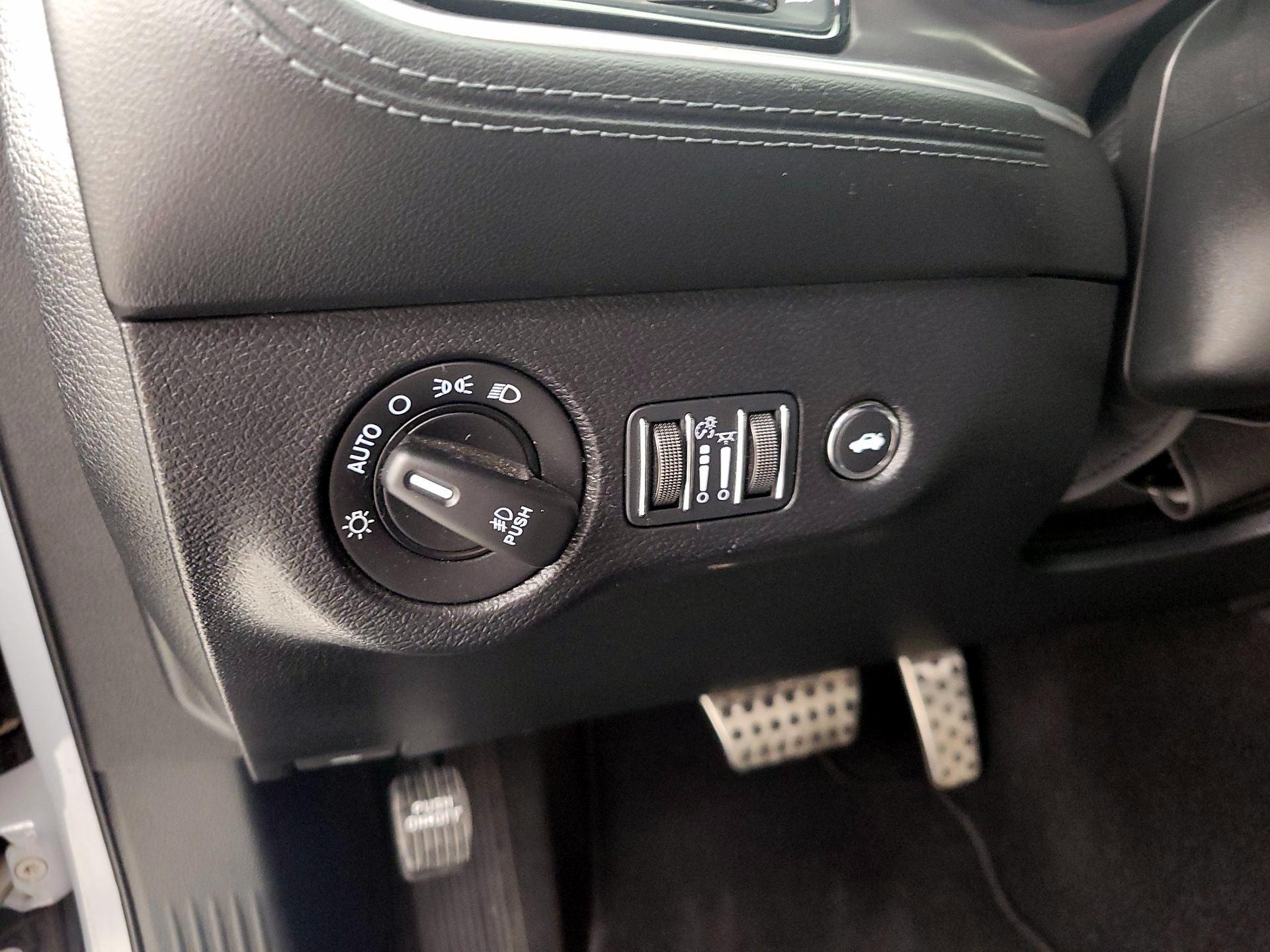 Thumbnail: 2022 Dodge Challenger - 13