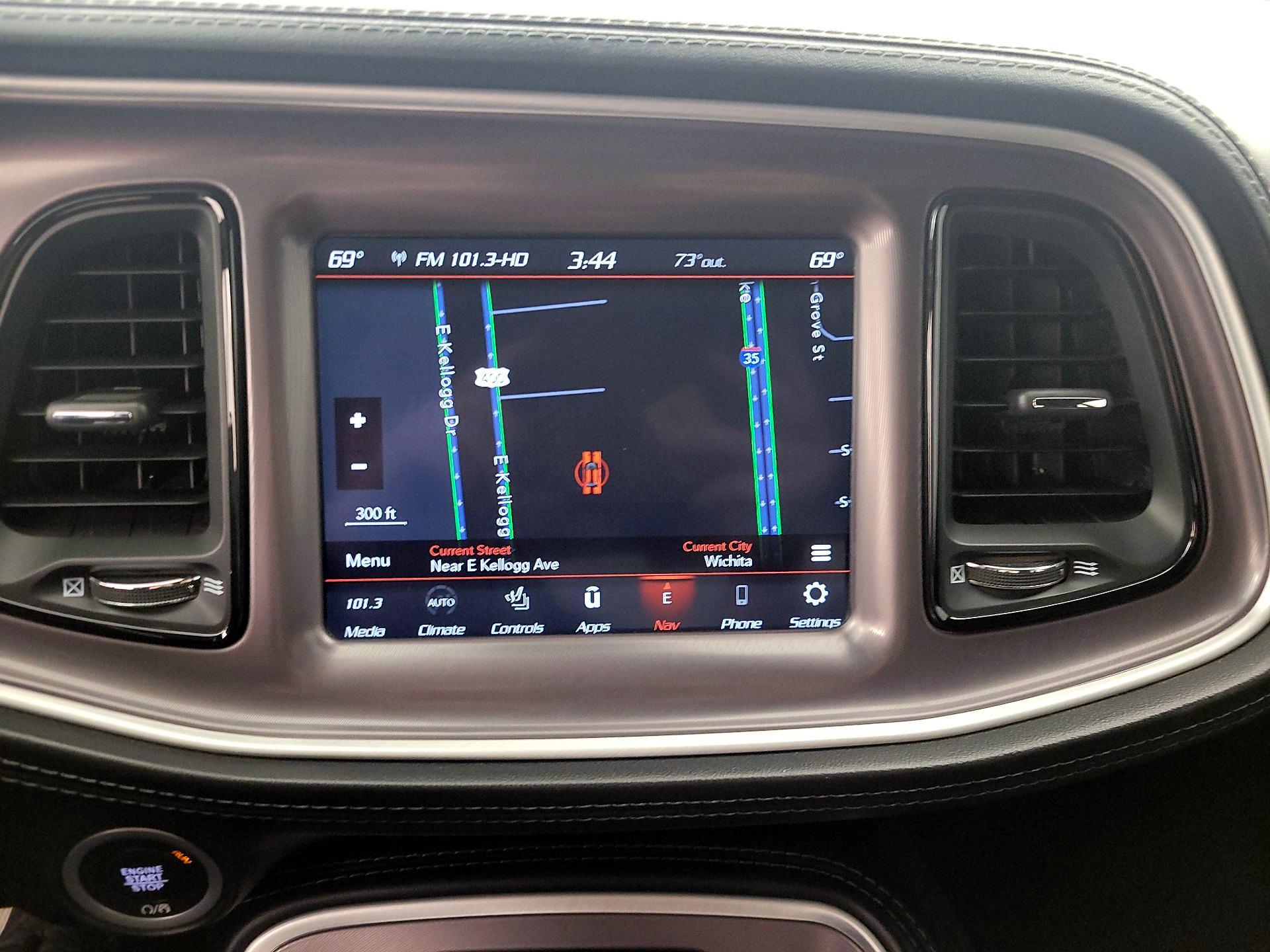 Thumbnail: 2022 Dodge Challenger - 14