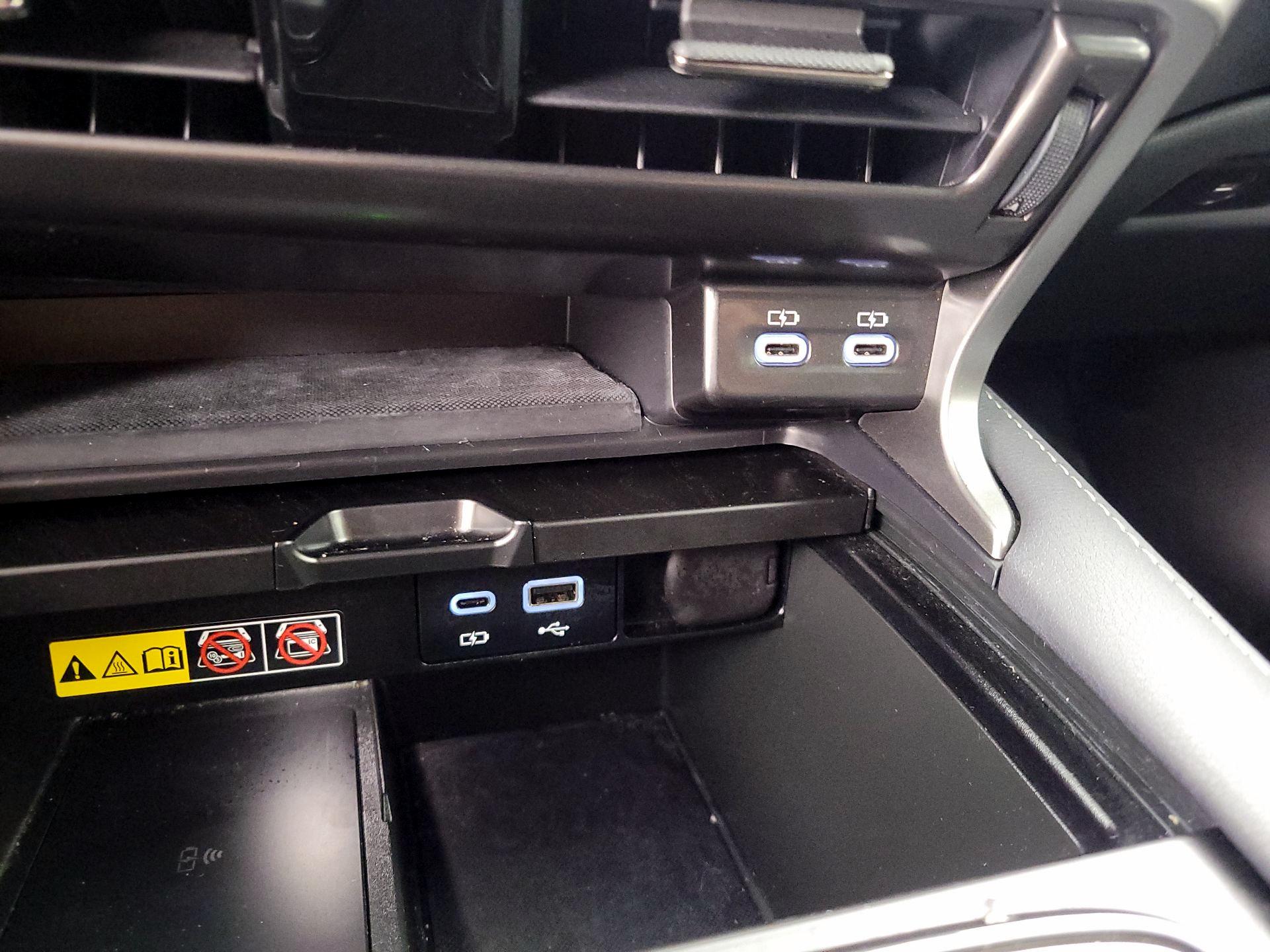 Thumbnail: 2023 Lexus RX - 19