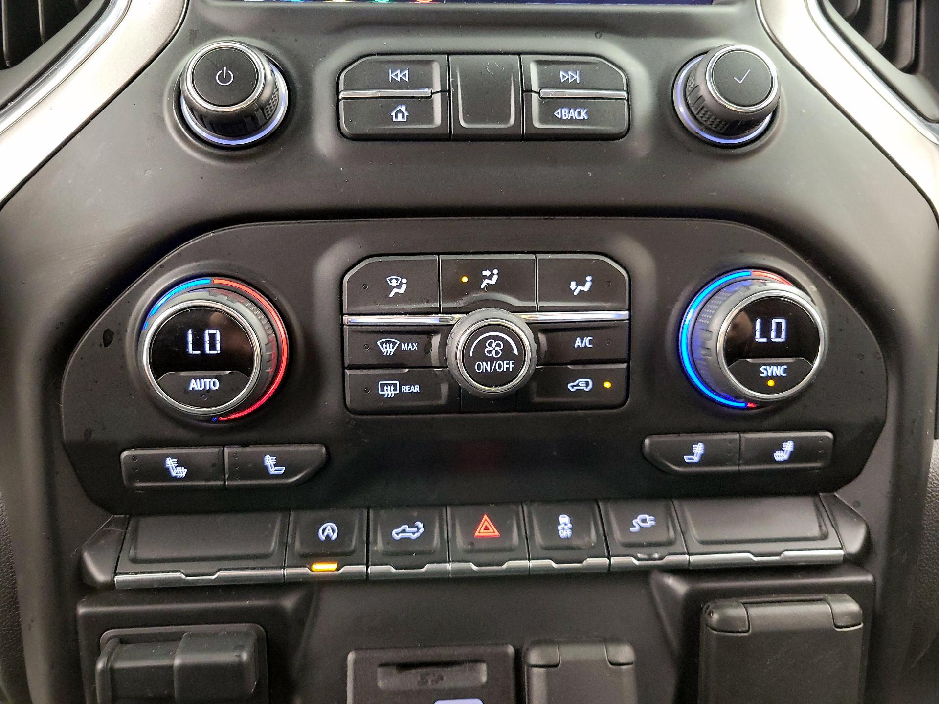 Thumbnail: 2020 Chevrolet Silverado 1500 - 16