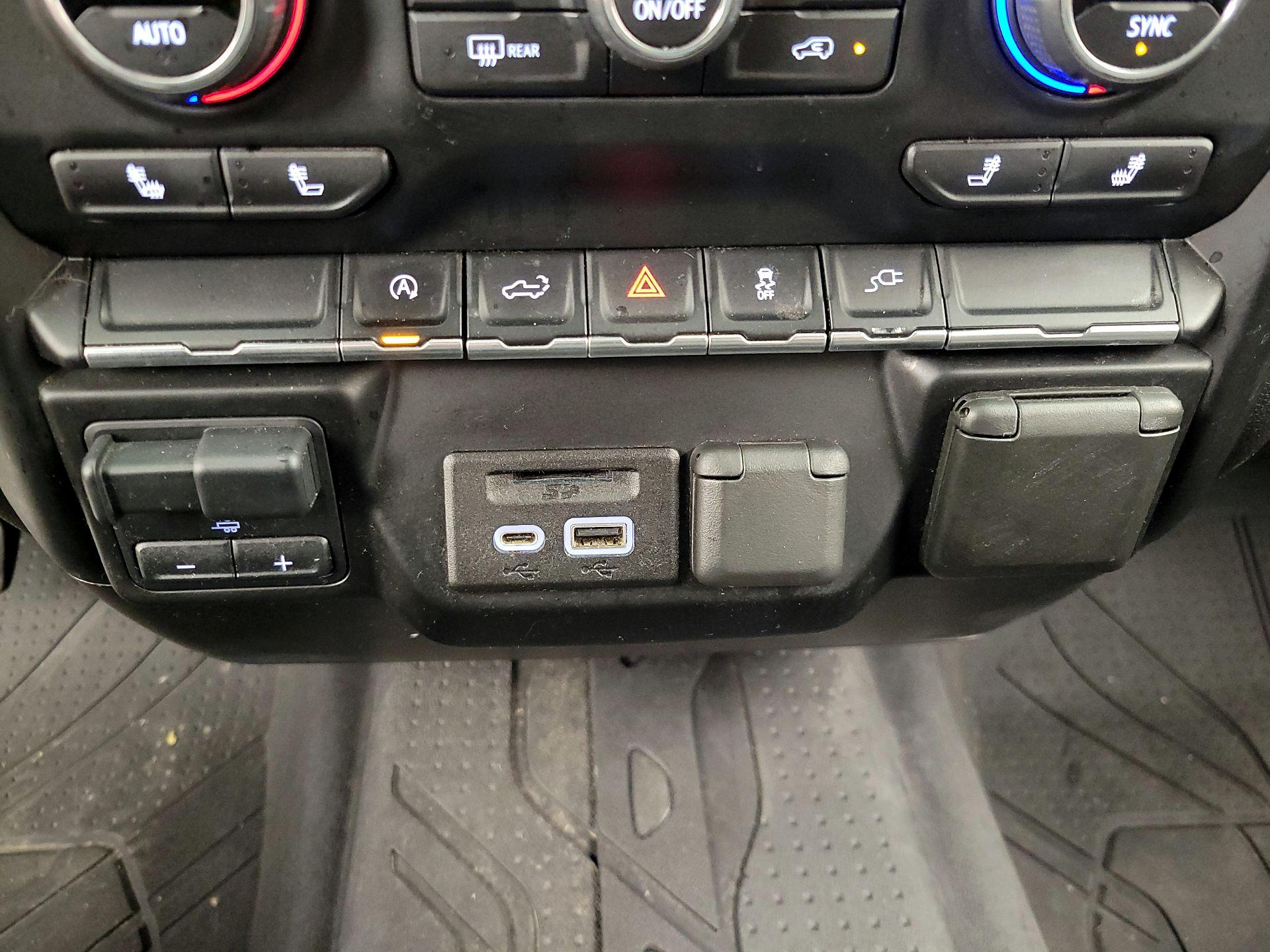 Thumbnail: 2020 Chevrolet Silverado 1500 - 18