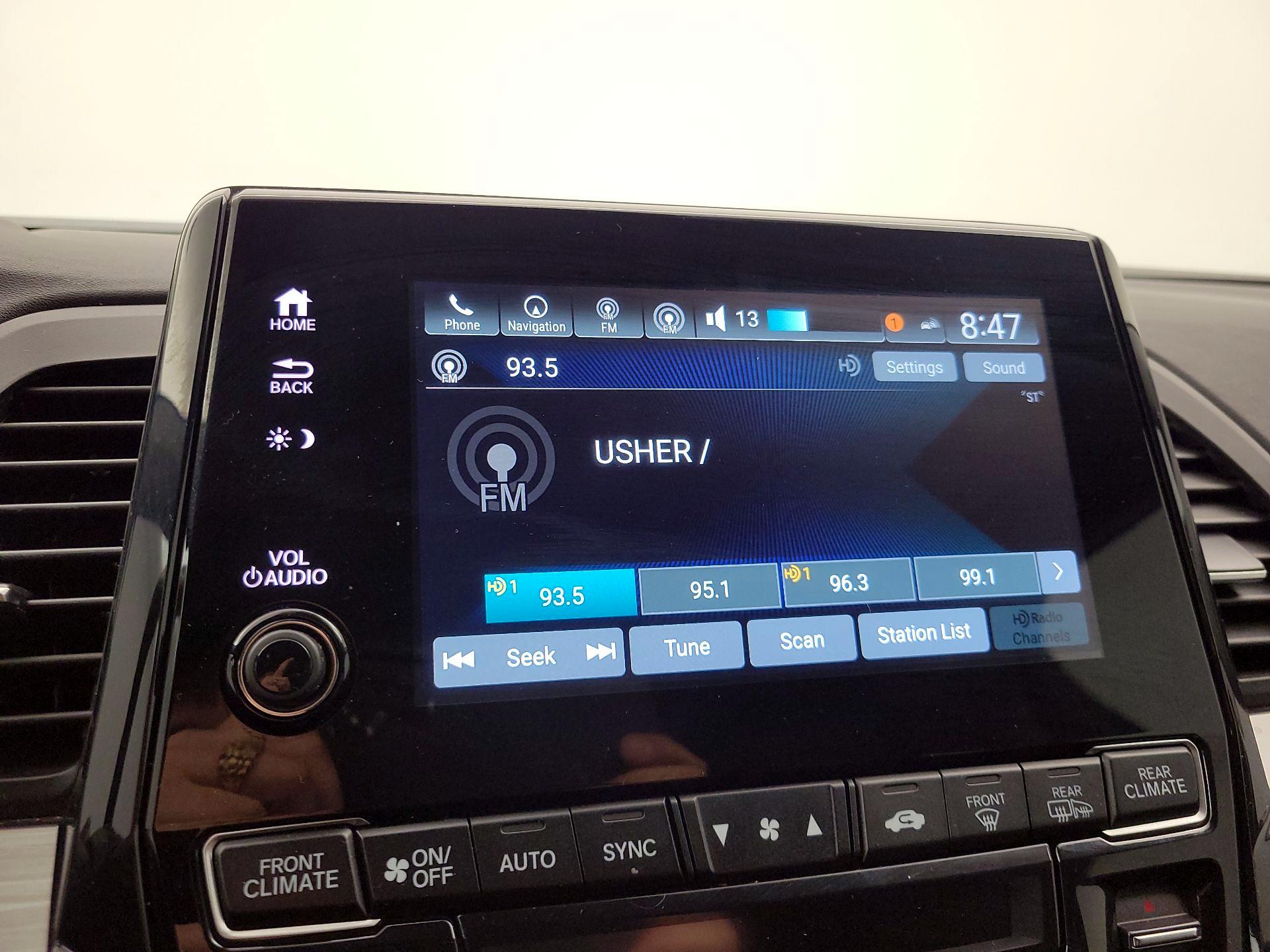 Thumbnail: 2023 Honda Odyssey - 16