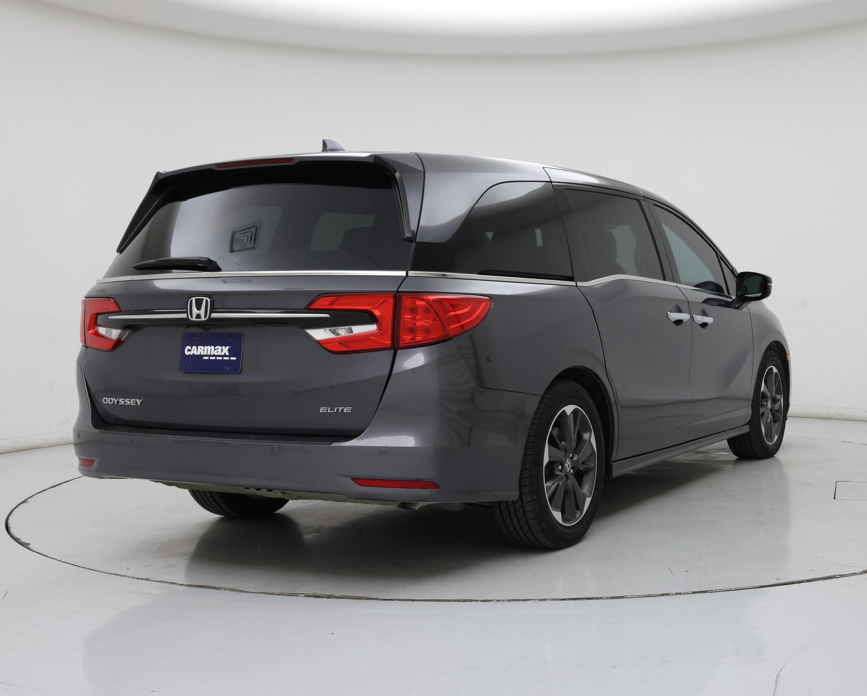 Thumbnail: 2023 Honda Odyssey - 8