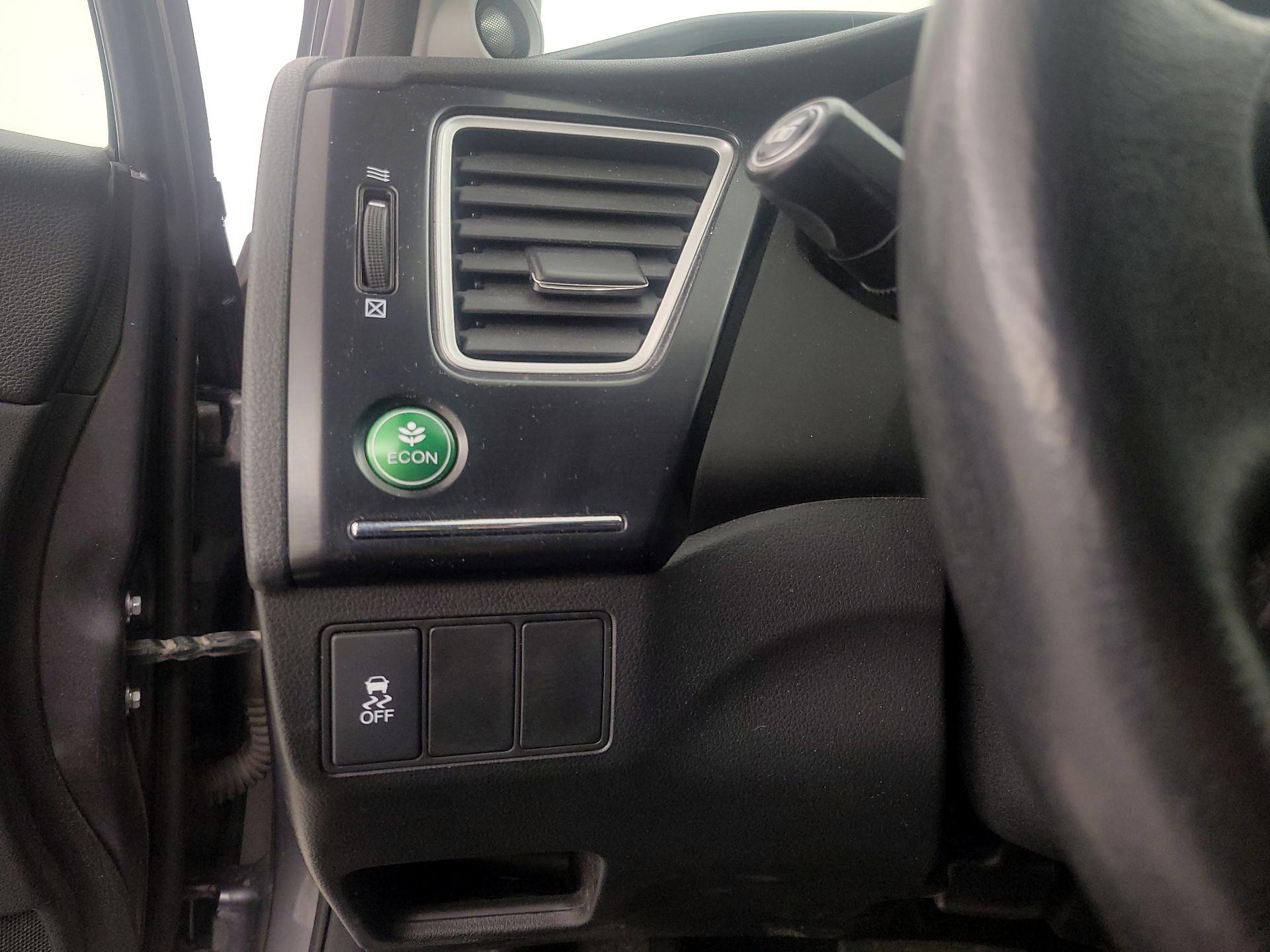 Thumbnail: 2015 Honda Civic - 13