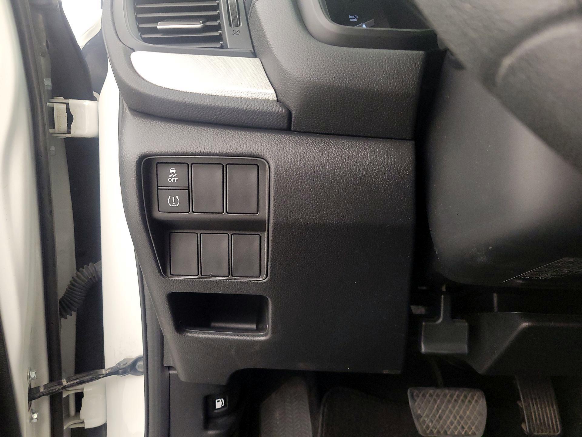 Thumbnail: 2018 Honda CR-V - 13