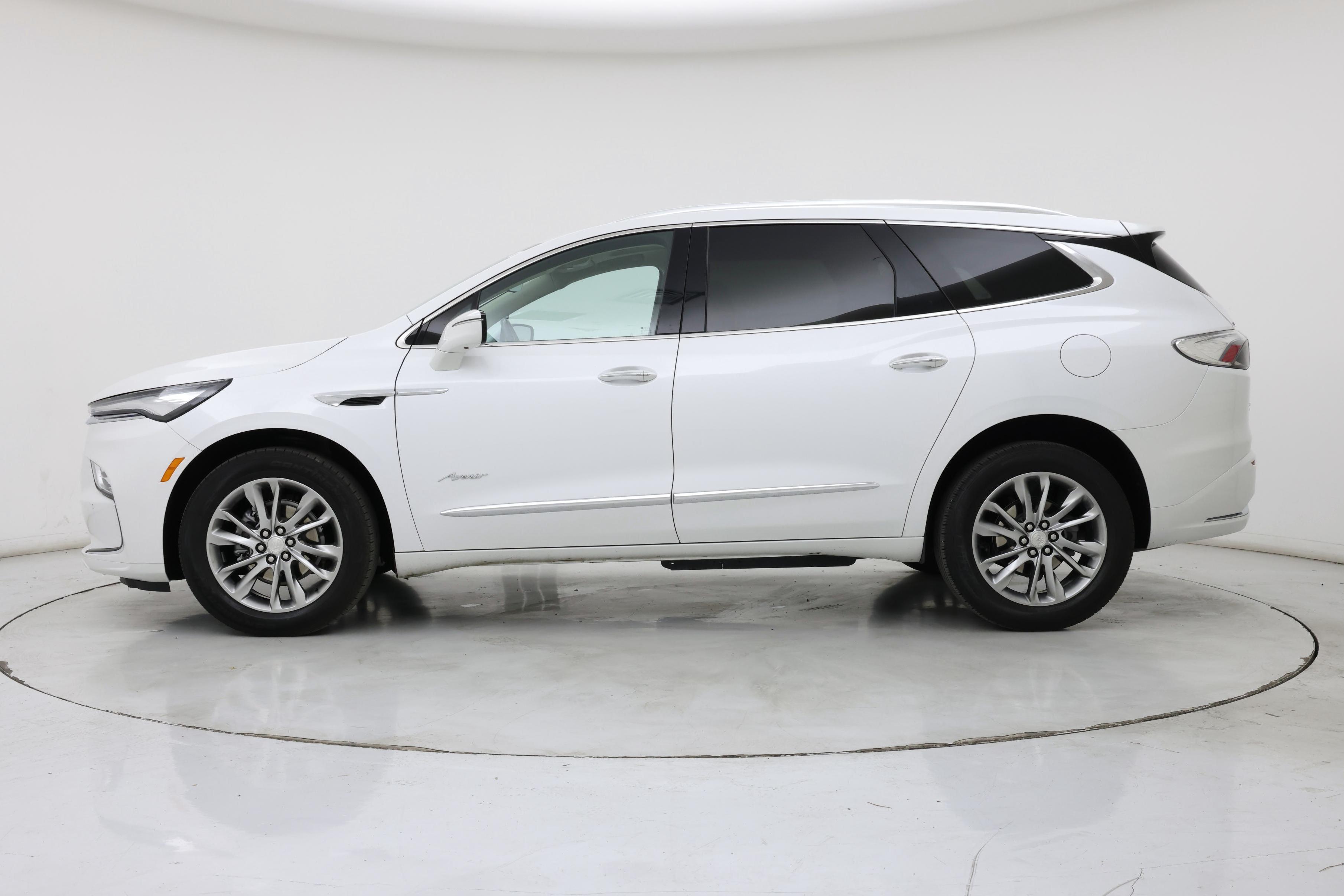 Thumbnail: 2022 Buick Enclave - 3