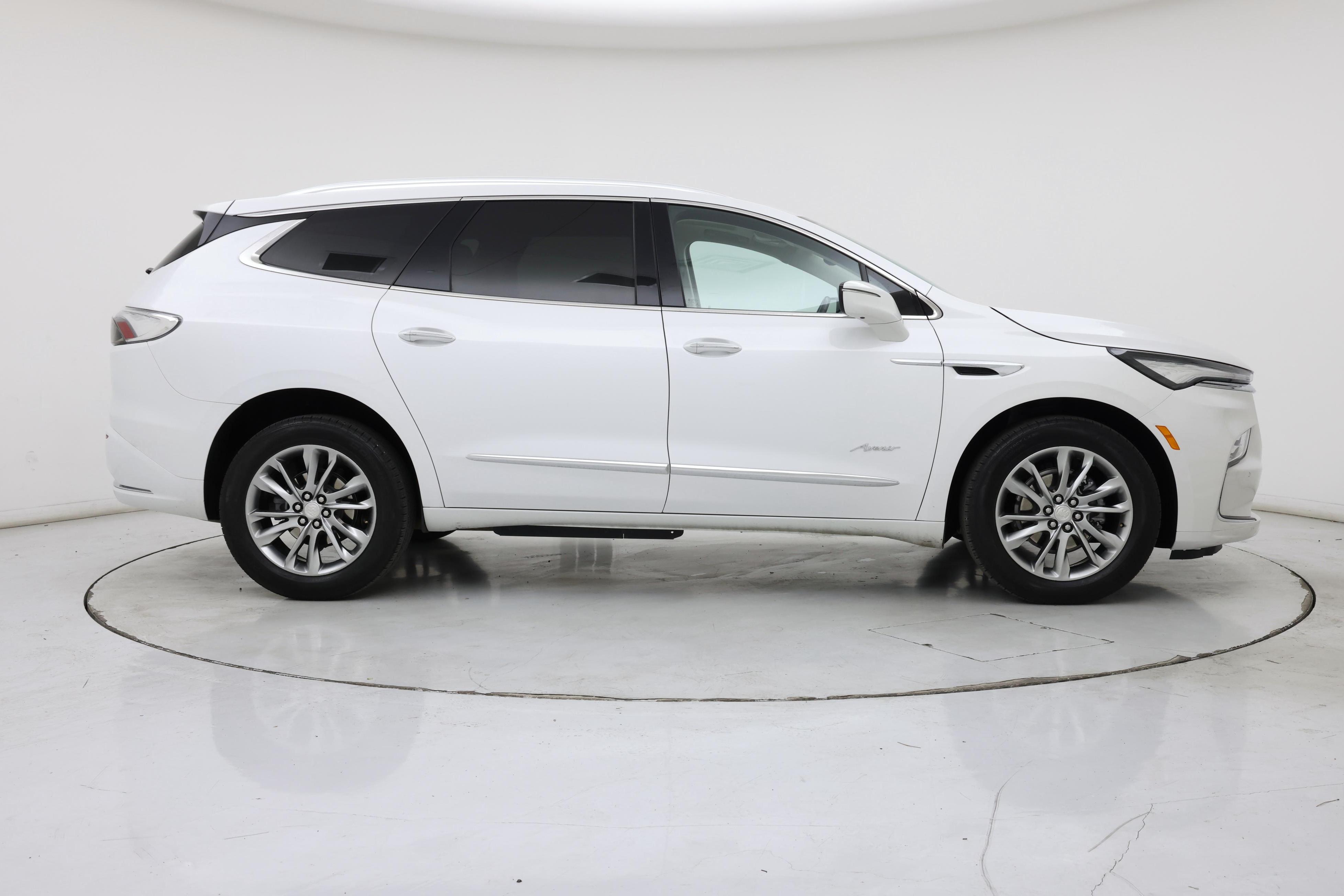 Thumbnail: 2022 Buick Enclave - 7