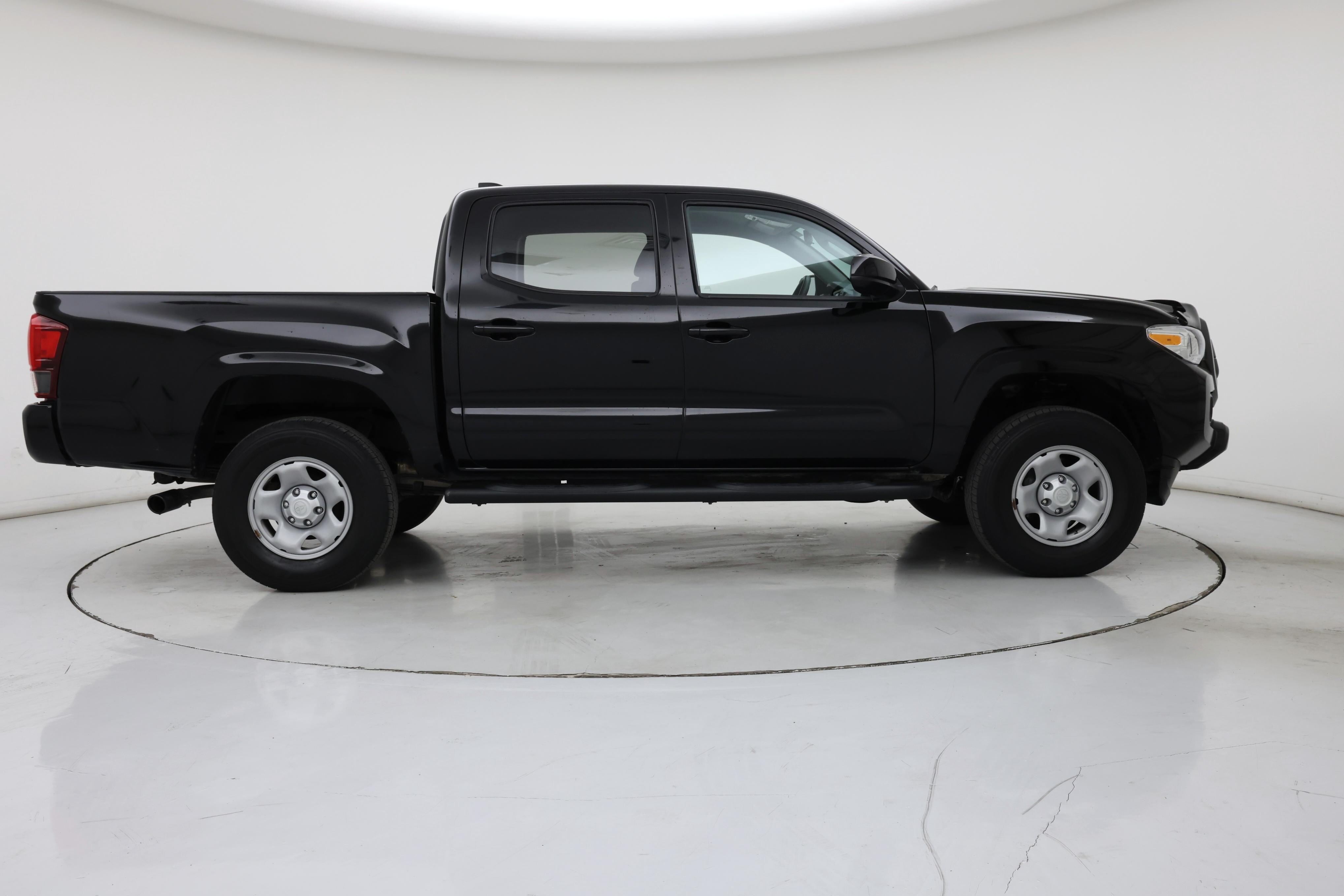 Thumbnail: 2023 Toyota Tacoma - 7