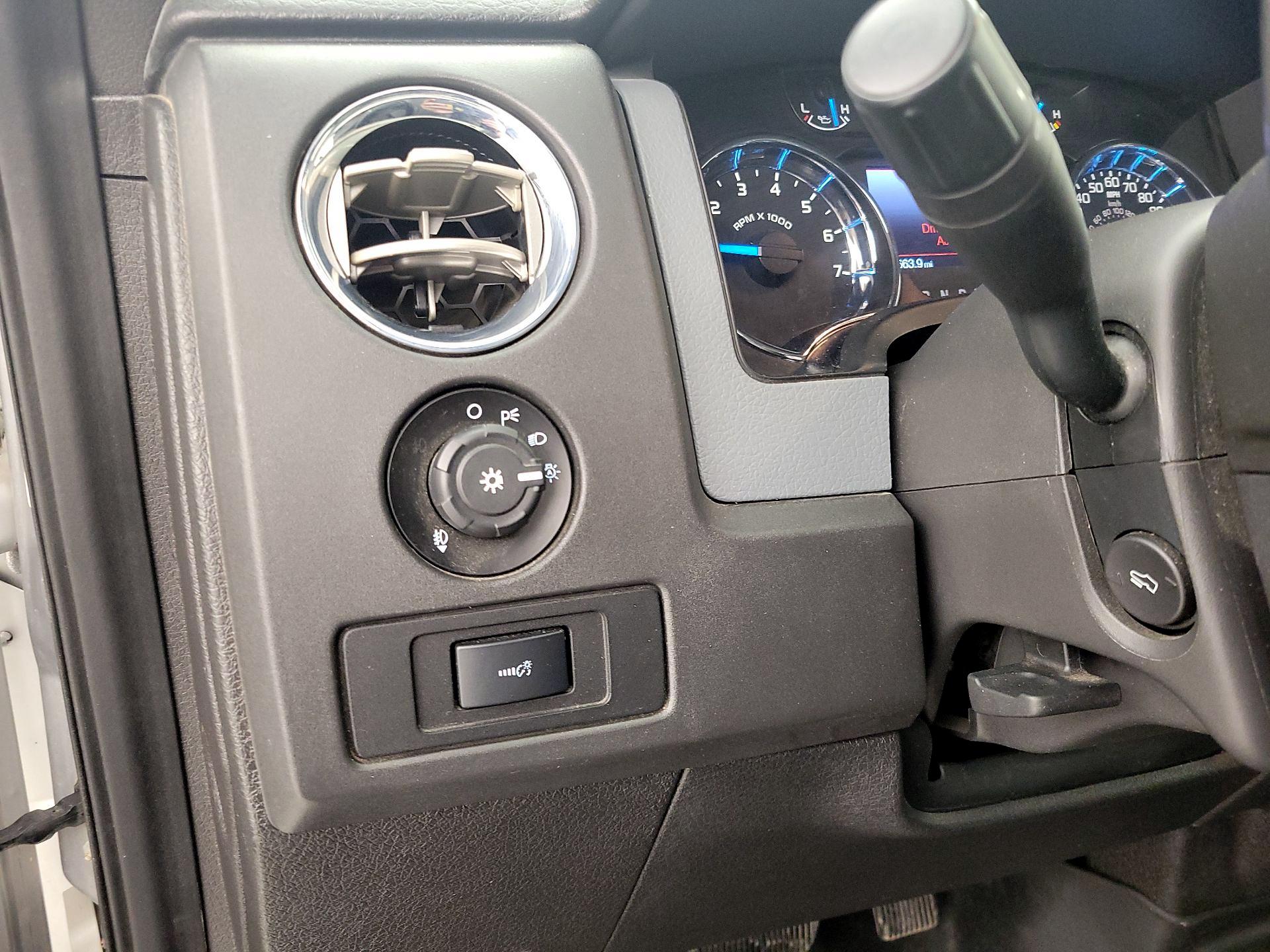 Thumbnail: 2014 Ford F-150 - 13