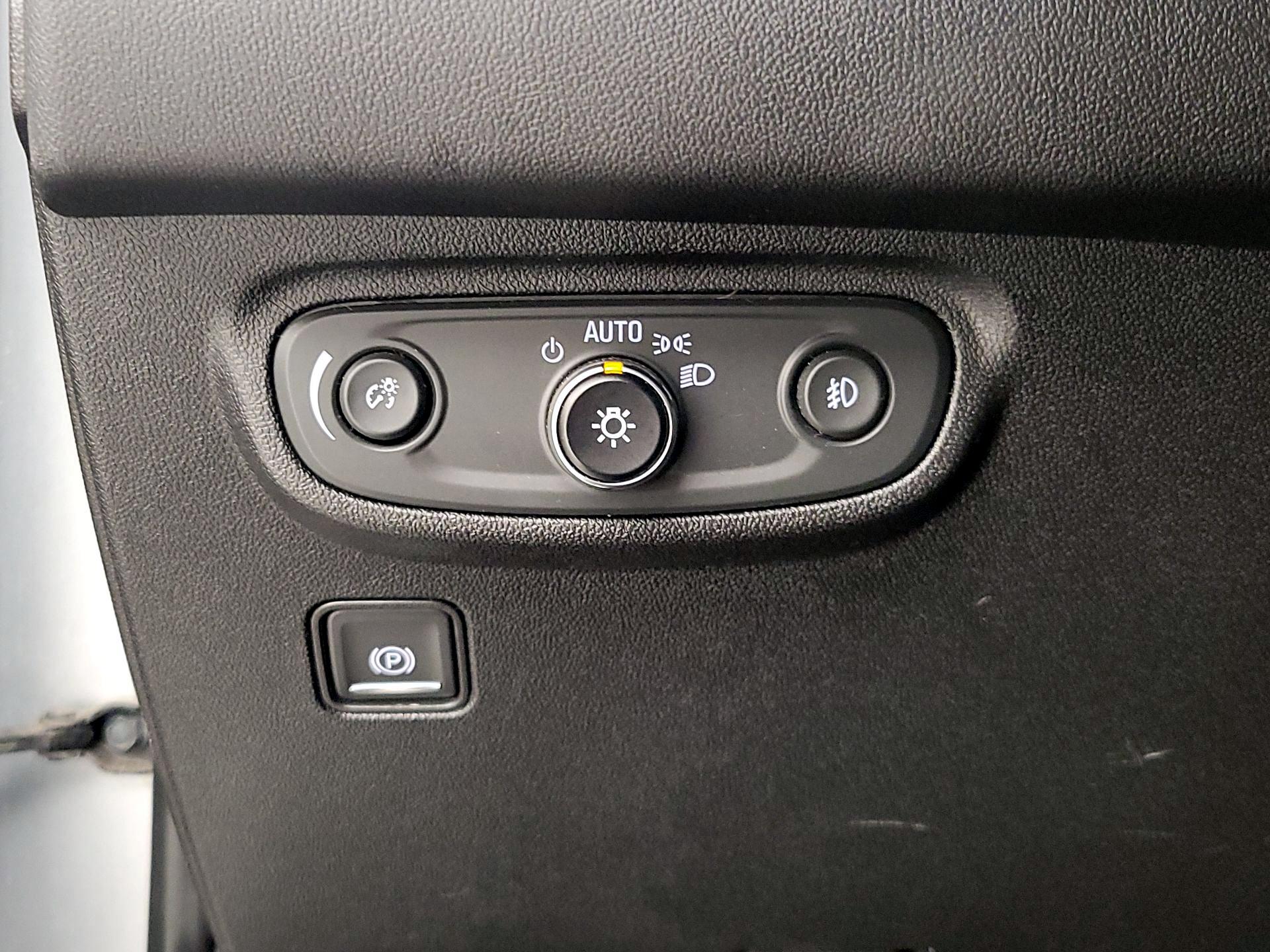 Thumbnail: 2018 GMC Terrain - 13