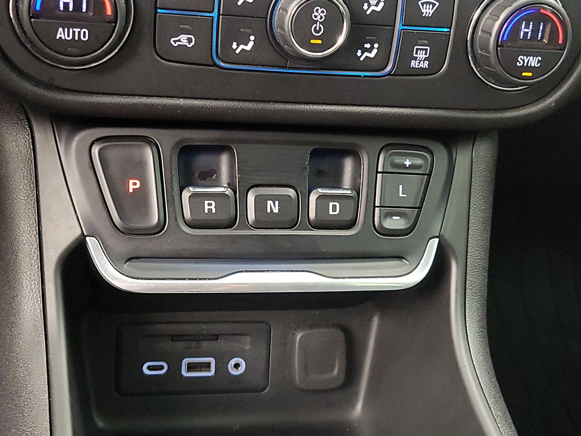 Thumbnail: 2018 GMC Terrain - 18