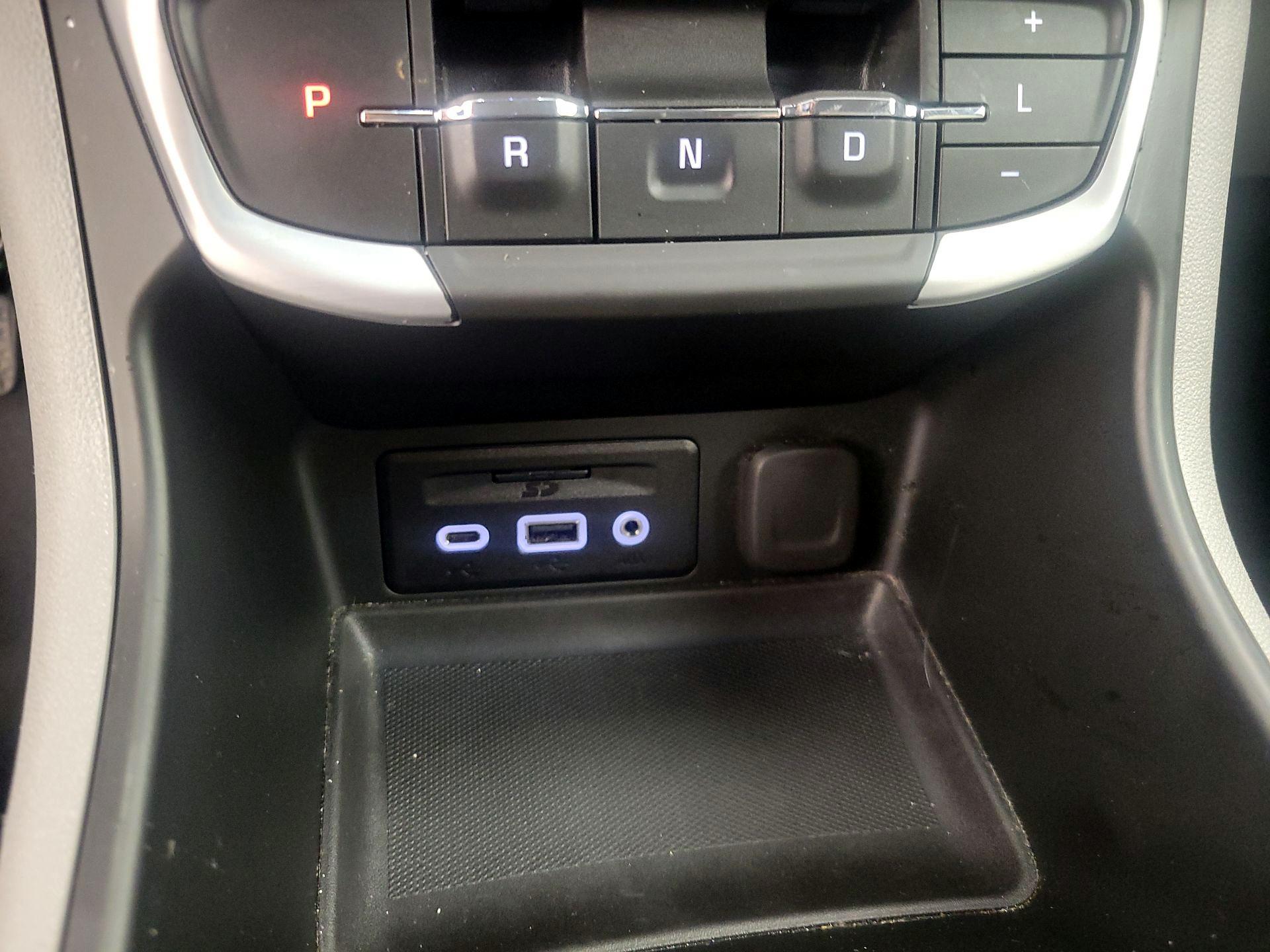 Thumbnail: 2023 GMC Terrain - 19