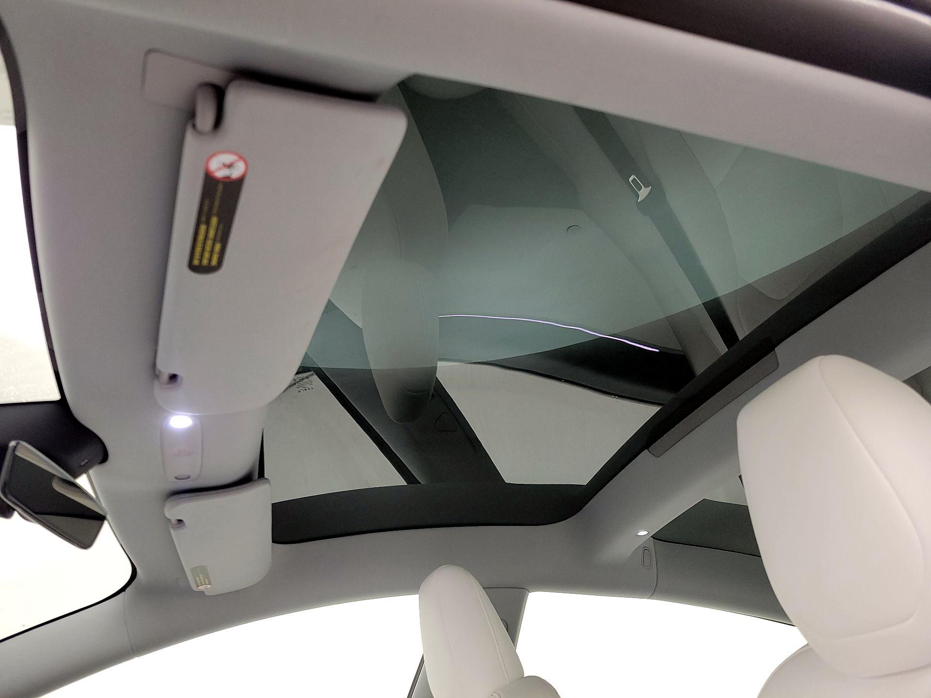 Thumbnail: 2025 Tesla Model 3 - 19