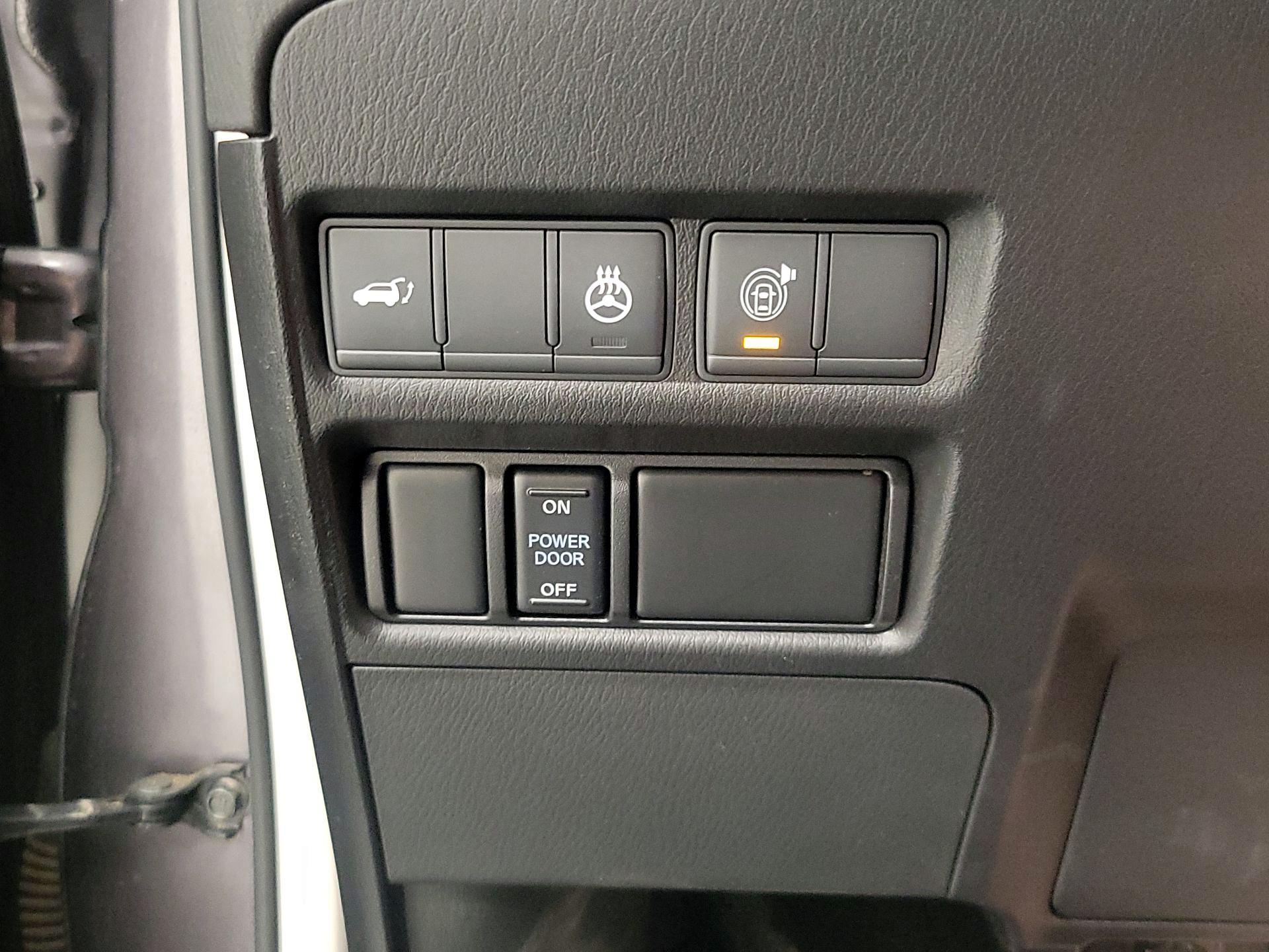 Thumbnail: 2022 INFINITI QX80 - 13