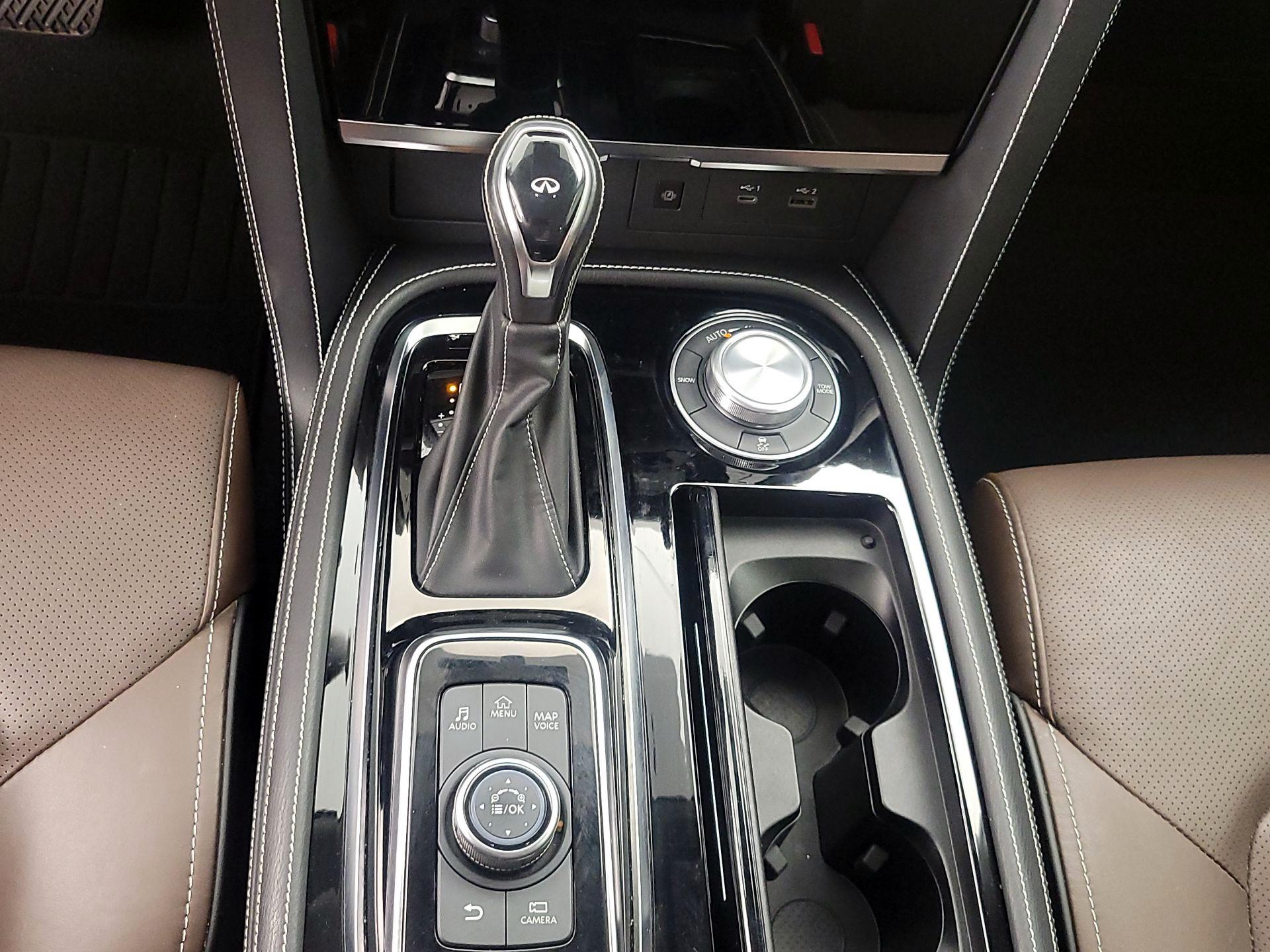 Thumbnail: 2022 INFINITI QX80 - 18