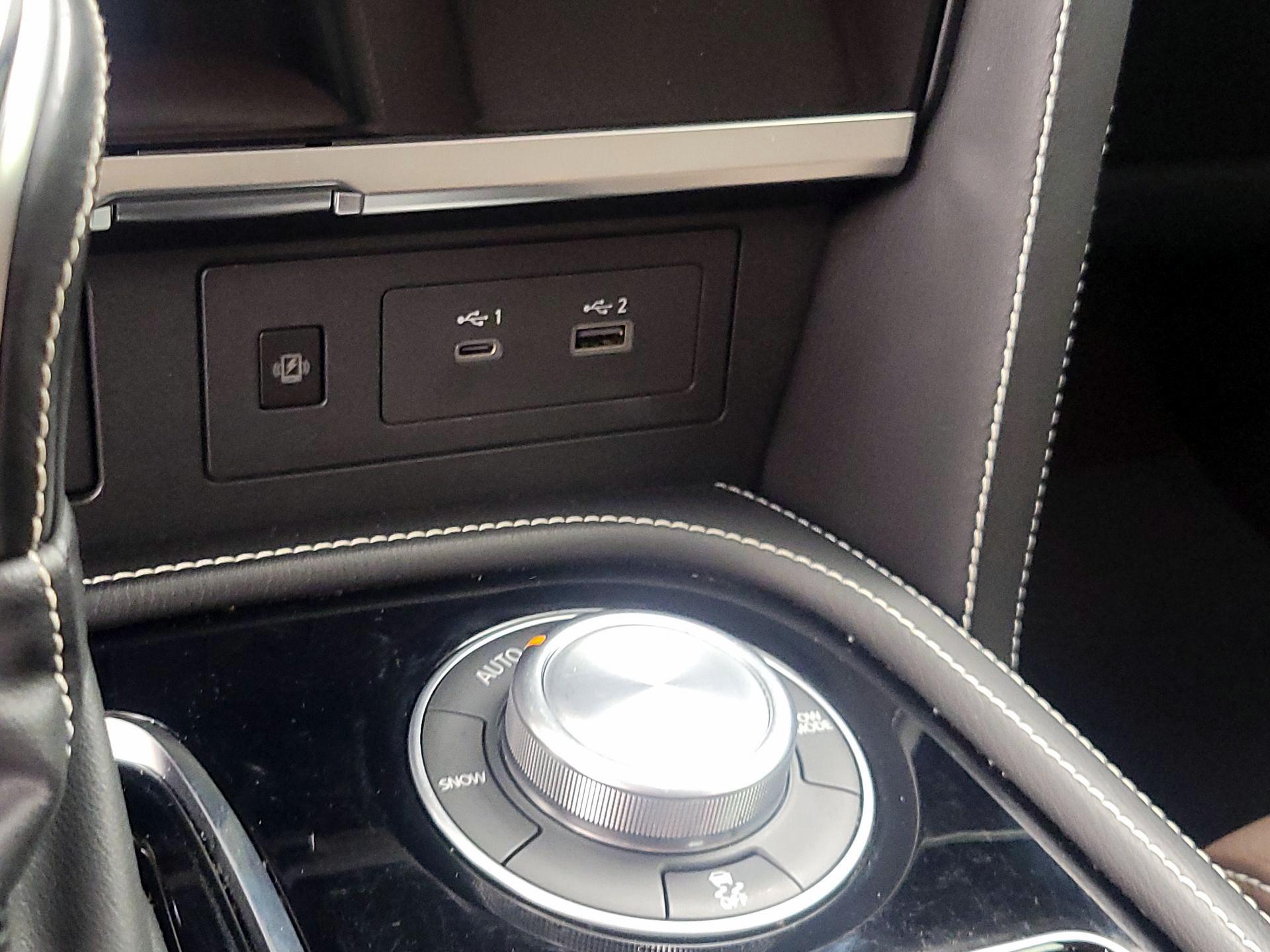 Thumbnail: 2022 INFINITI QX80 - 19