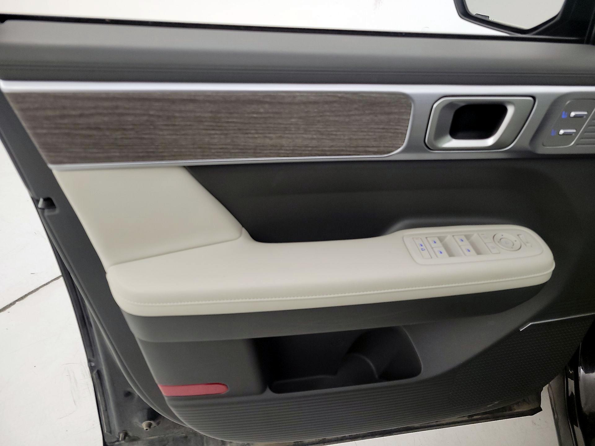 Thumbnail: 2024 Hyundai Santa Fe - 12