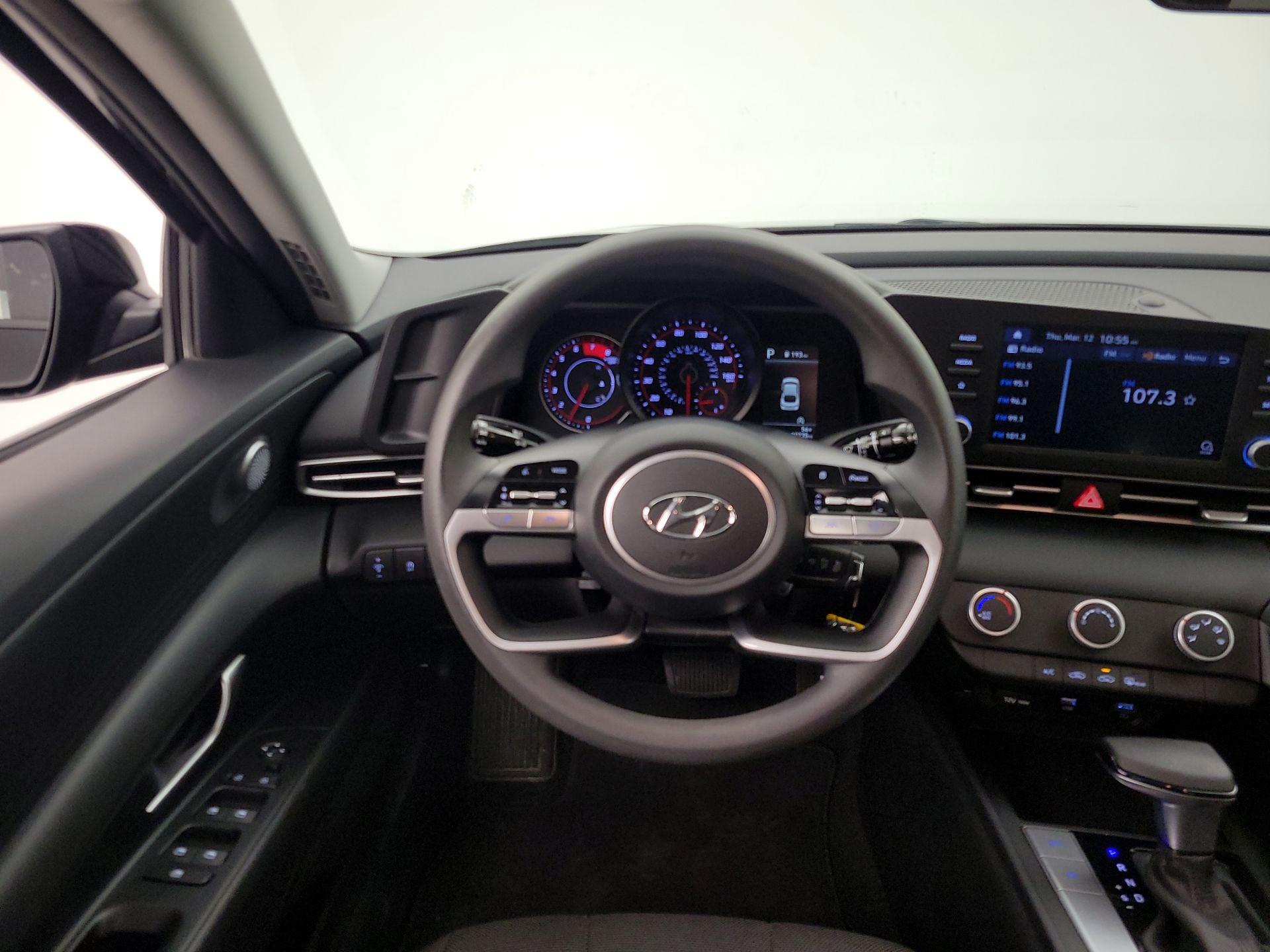 Thumbnail: 2023 Hyundai Elantra - 10