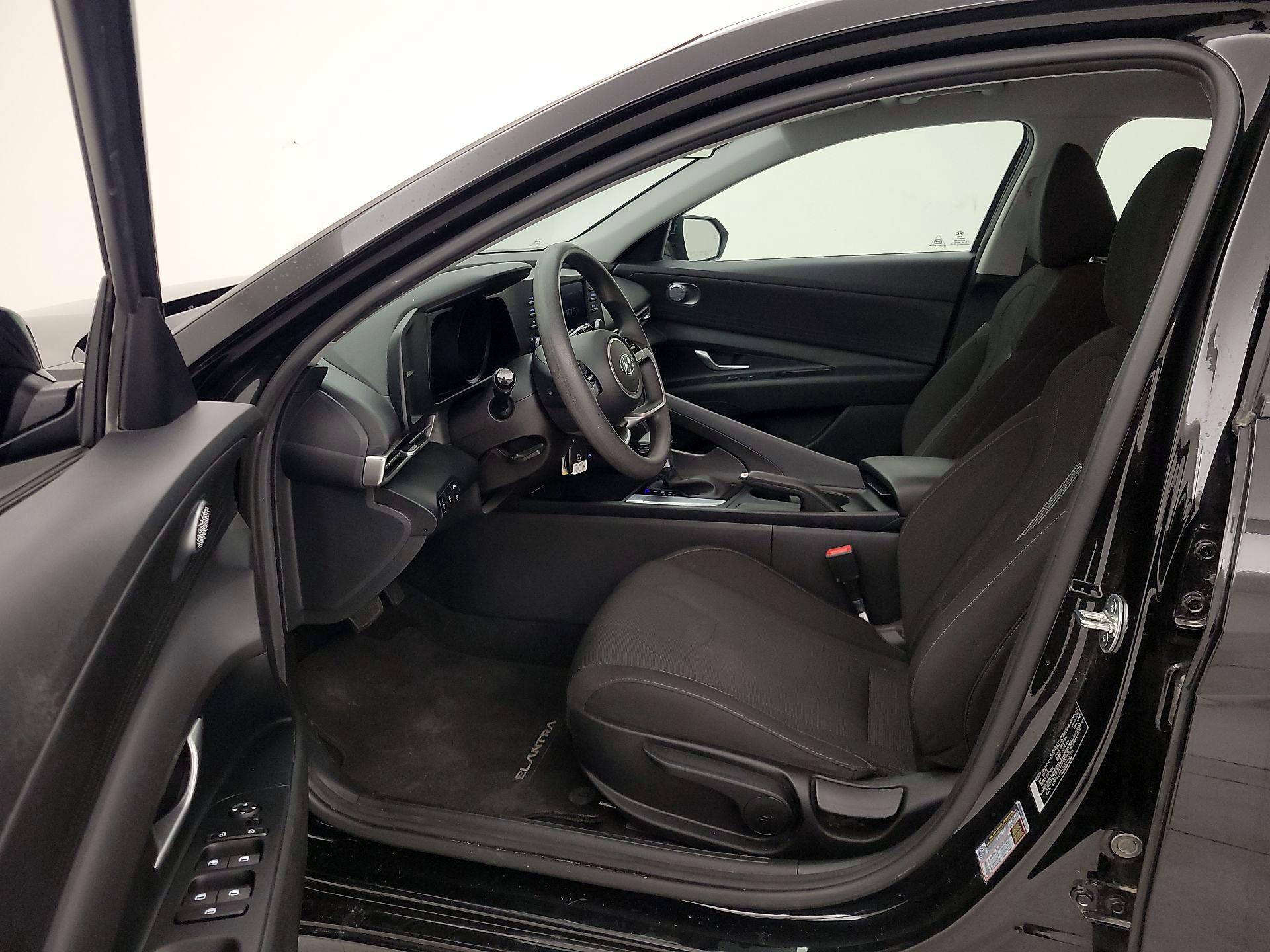 Thumbnail: 2023 Hyundai Elantra - 11