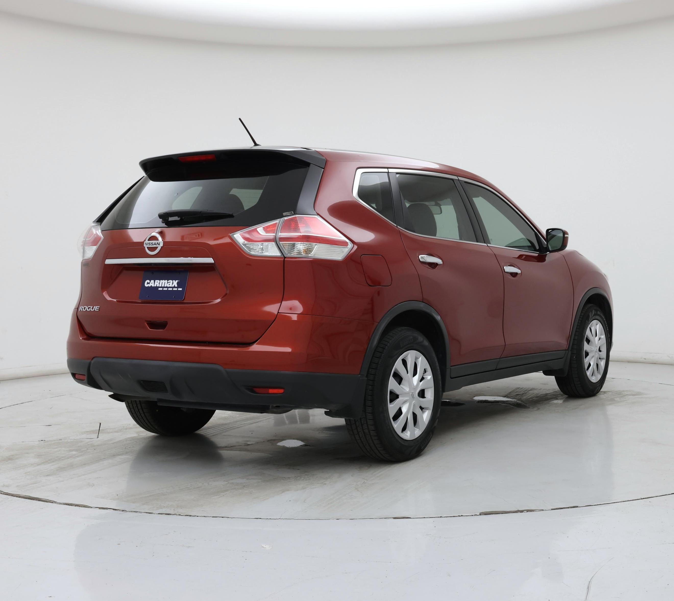 Thumbnail: 2015 Nissan Rogue - 8