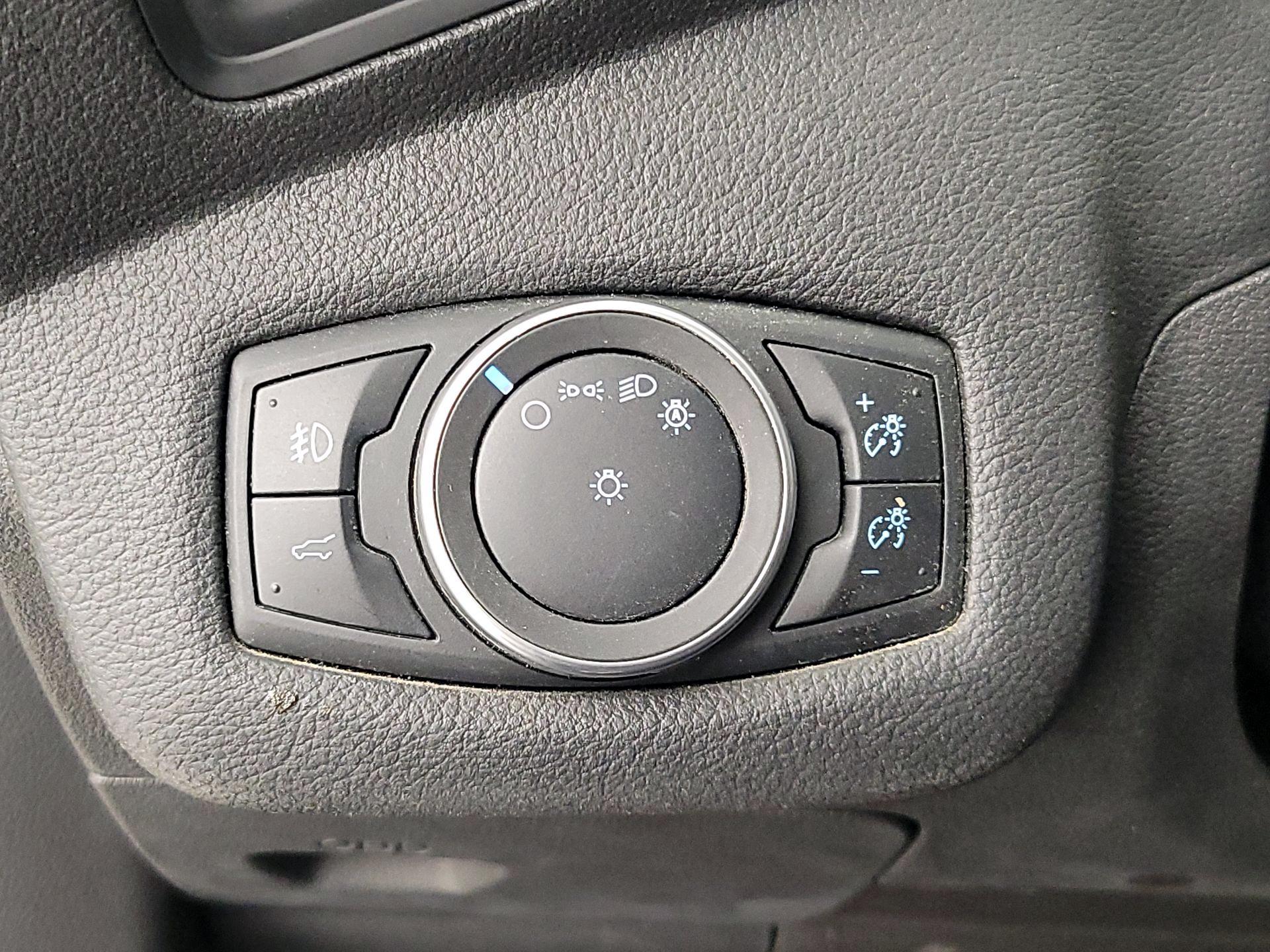 Thumbnail: 2018 Ford Escape - 13