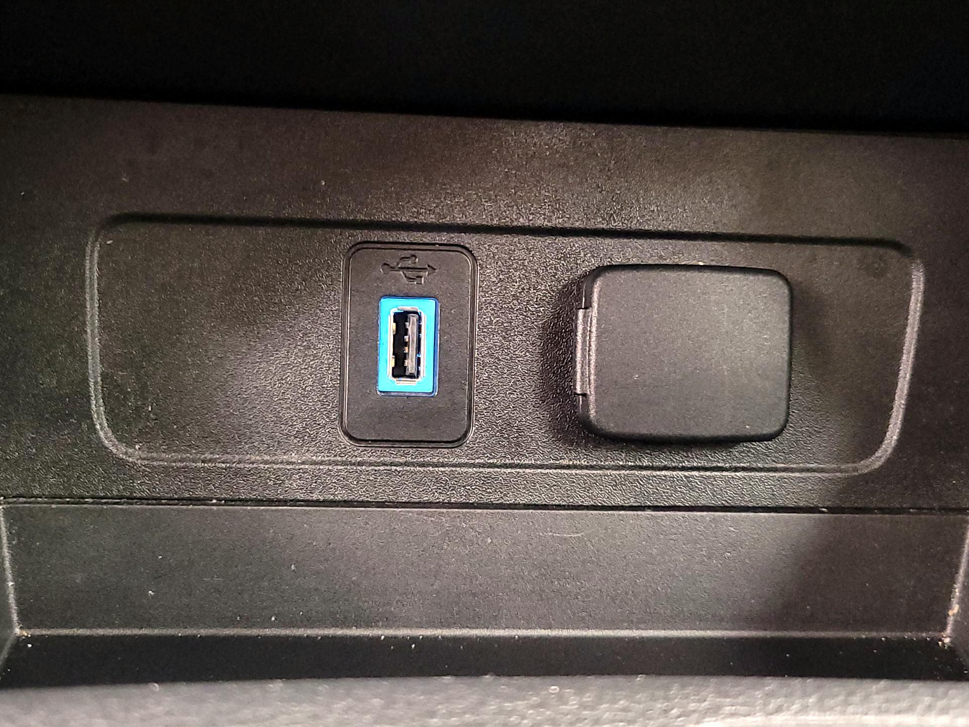 Thumbnail: 2018 Ford Escape - 18