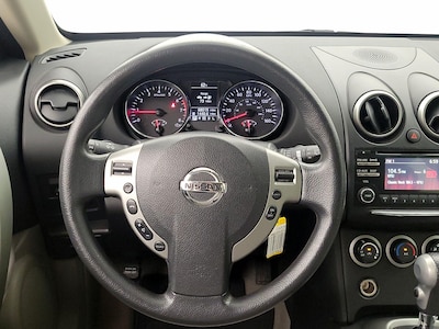 Steering Wheel & Instrument Cluster (On)