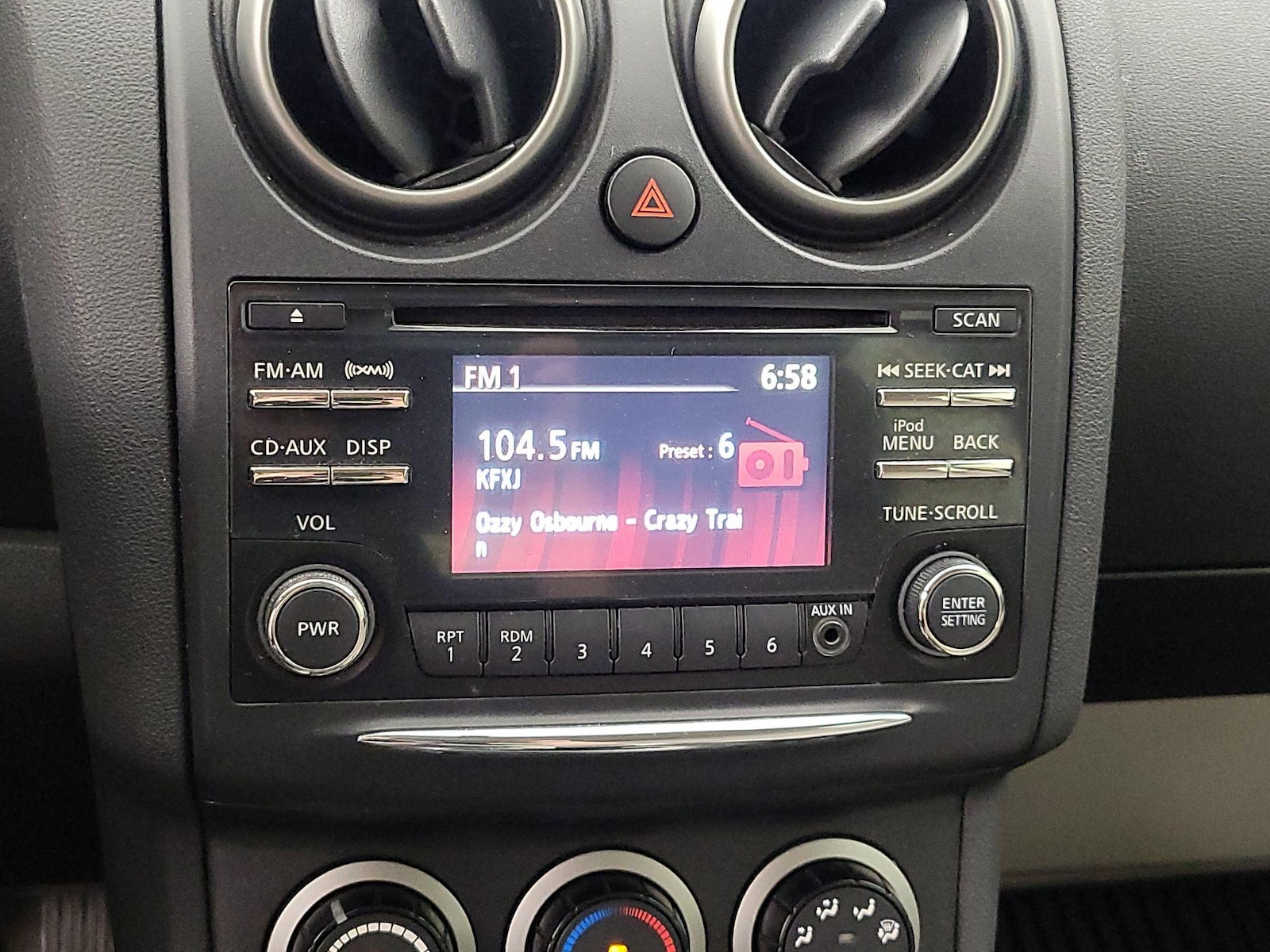 2015 Nissan Rogue Select S - Photo 16