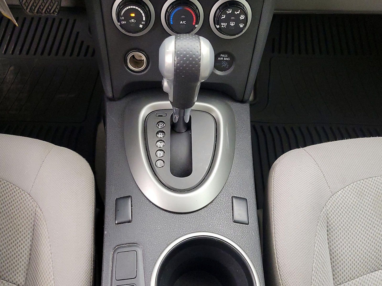 2015 Nissan Rogue Select S - Photo 18