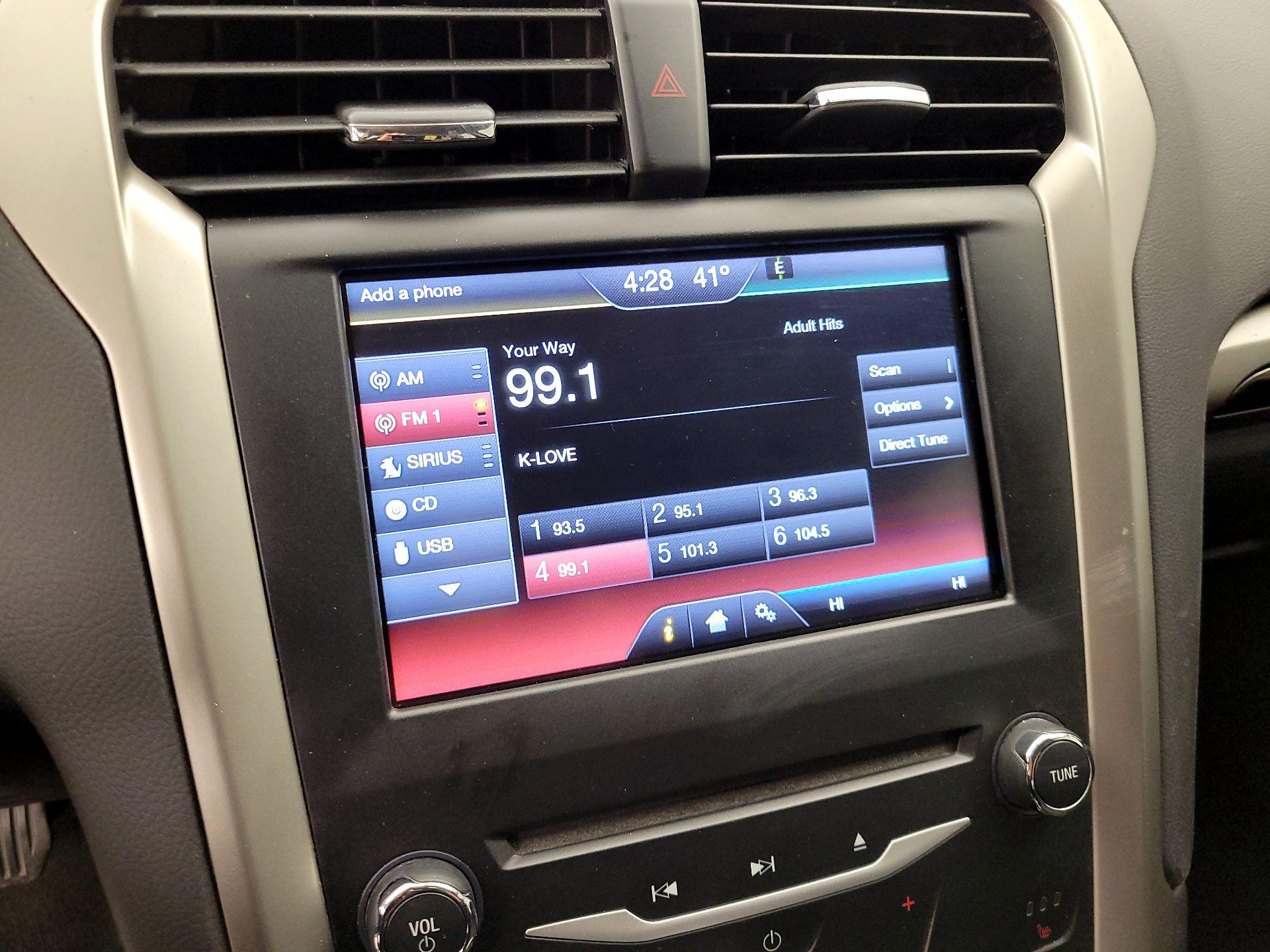 Thumbnail: 2015 Ford Fusion - 16