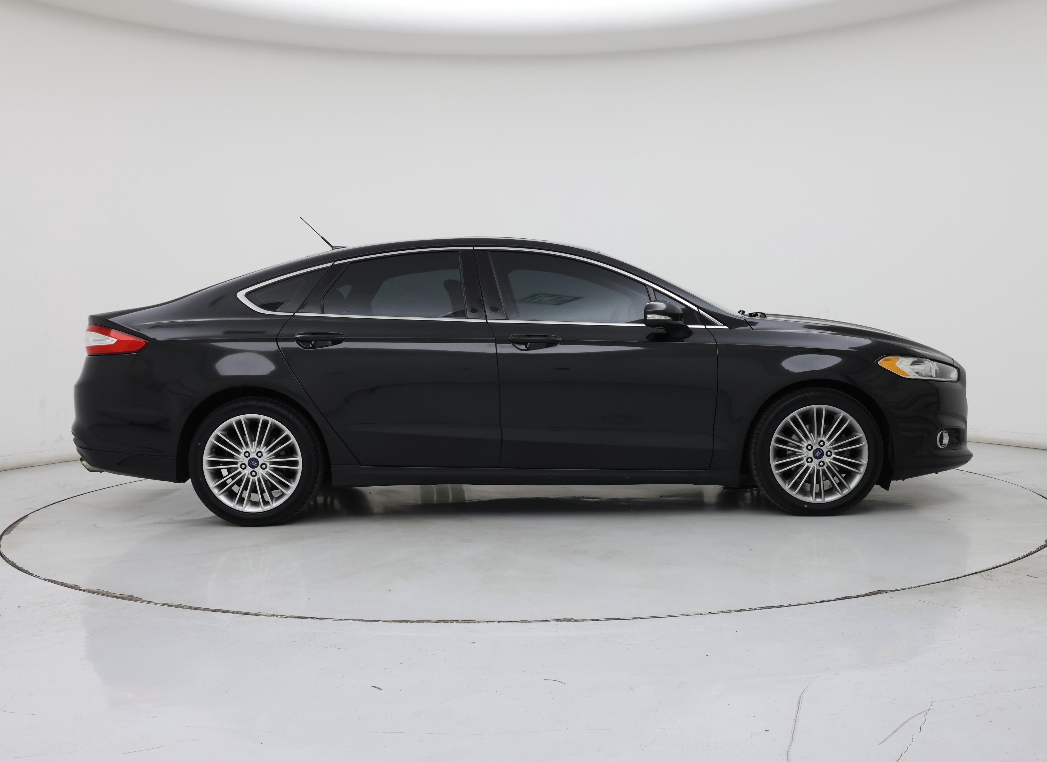 Thumbnail: 2015 Ford Fusion - 7