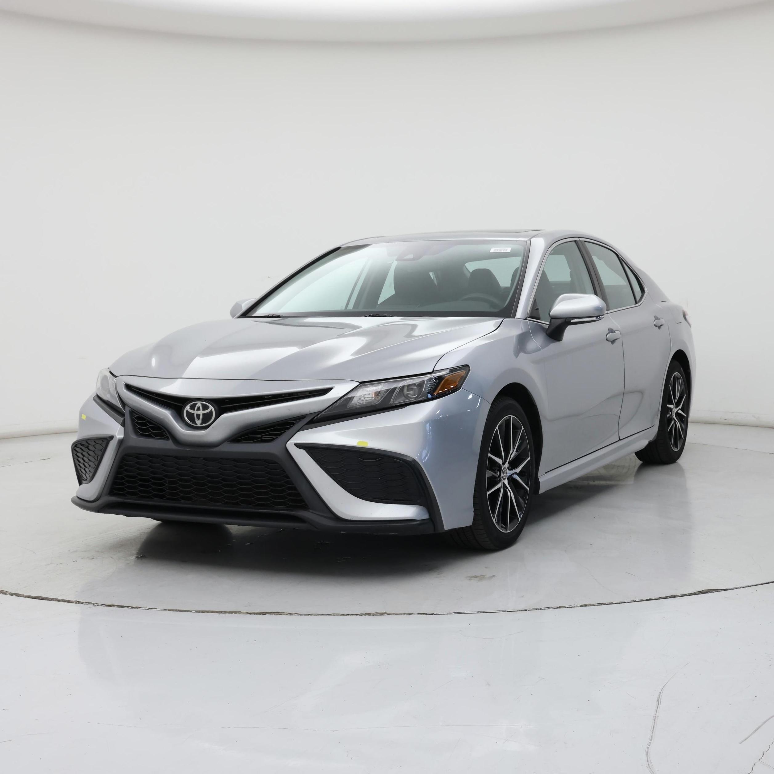 Thumbnail: 2021 Toyota Camry - 4
