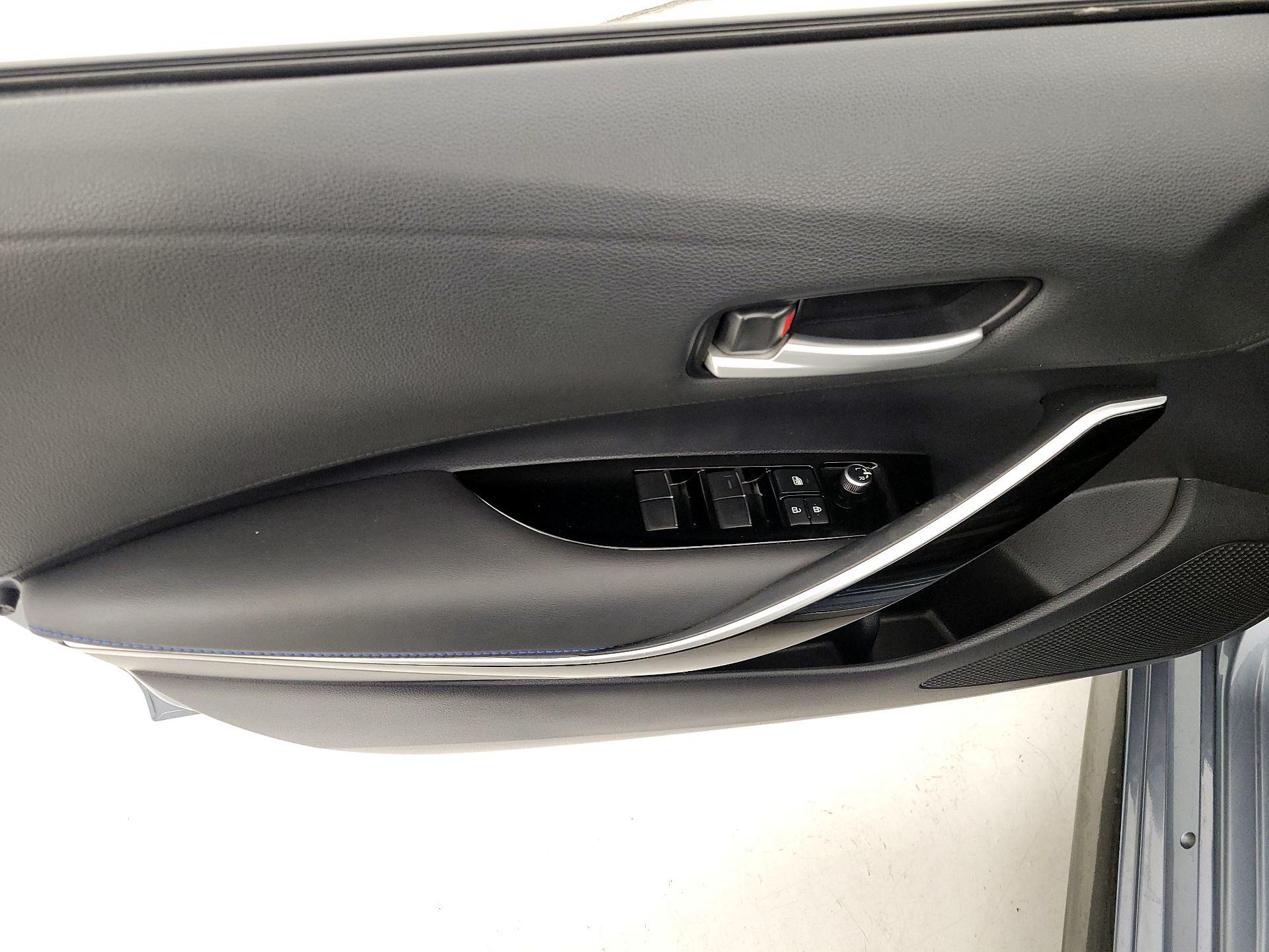 Thumbnail: 2020 Toyota Corolla - 12