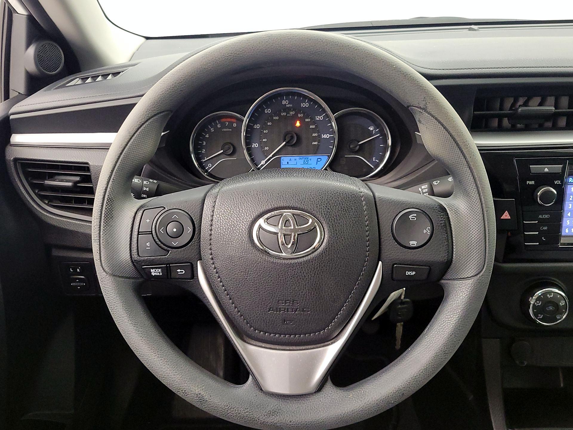 Thumbnail: 2016 Toyota Corolla - 10