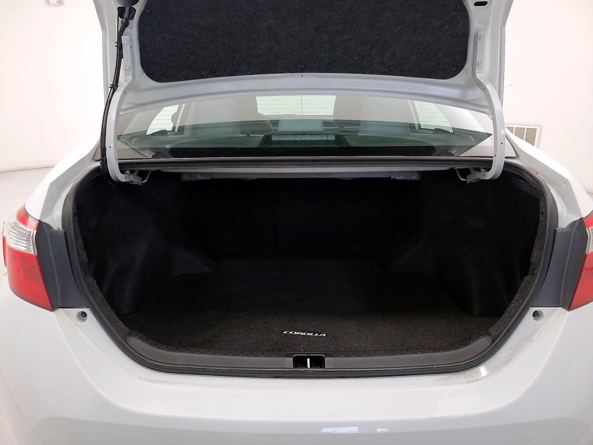 Thumbnail: 2016 Toyota Corolla - 19