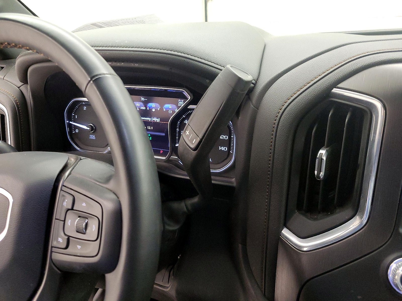 2023 GMC Sierra 2500HD AT4 - Photo 18