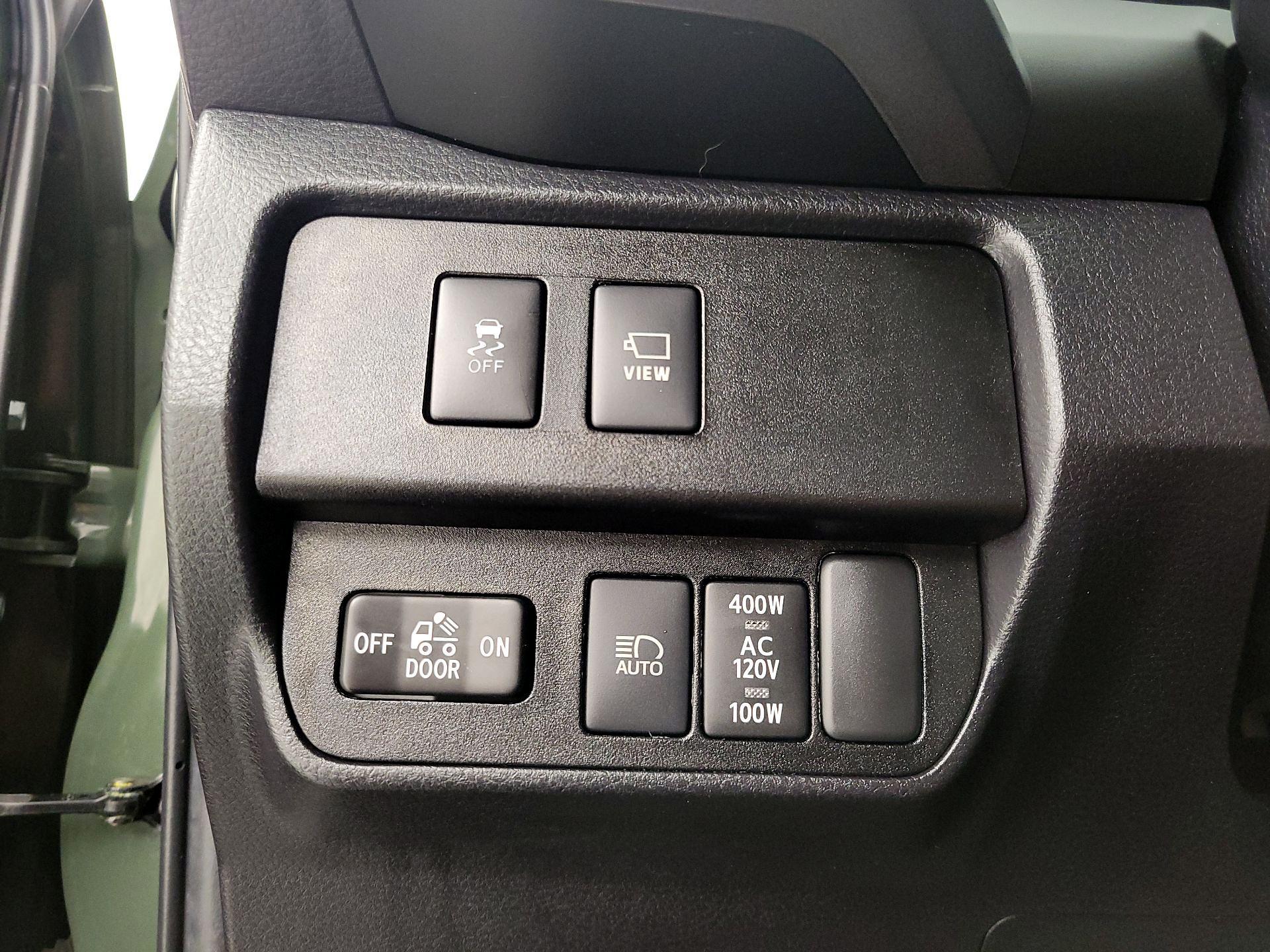 Thumbnail: 2022 Toyota Tacoma - 13