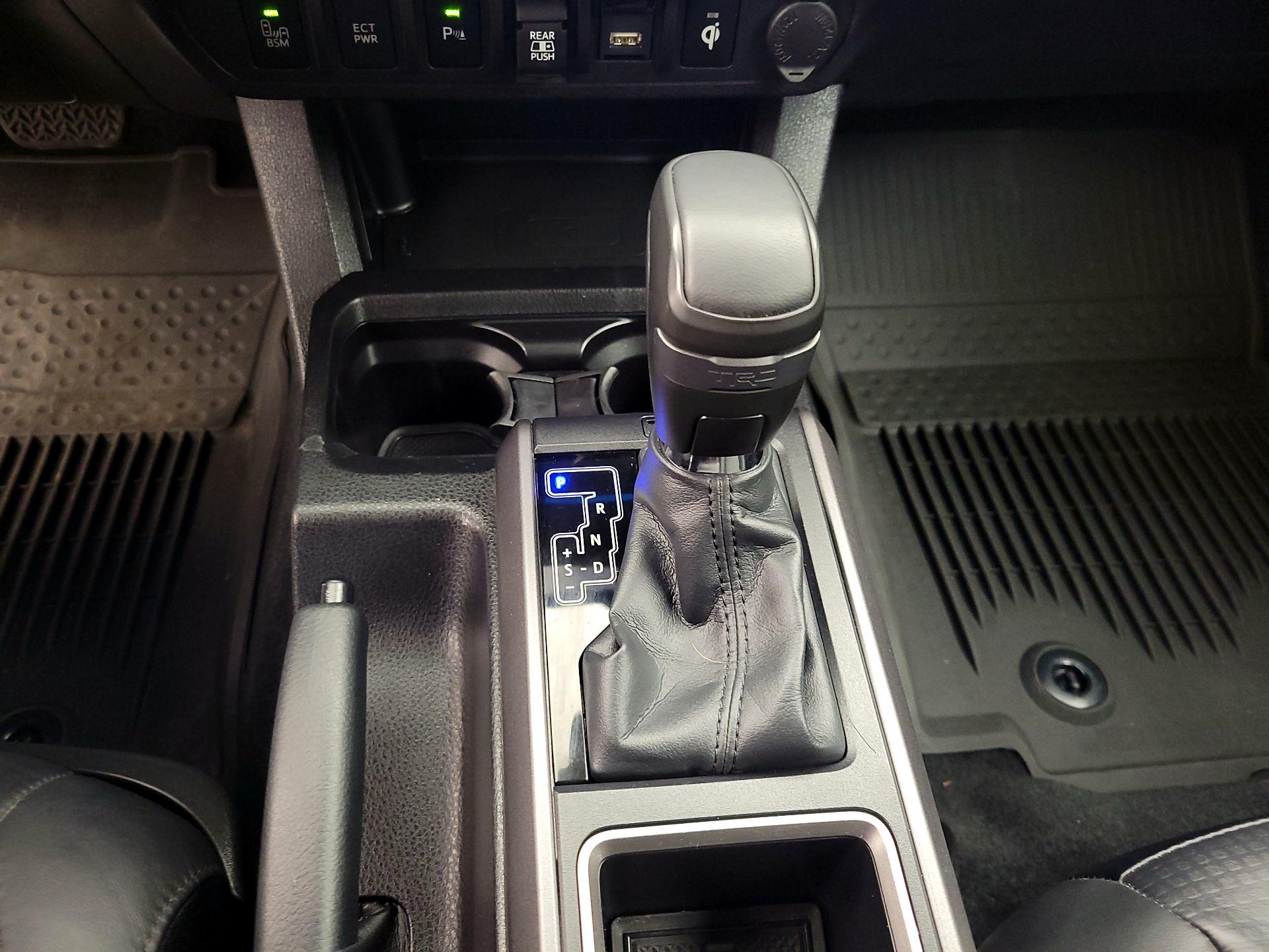 Thumbnail: 2022 Toyota Tacoma - 18