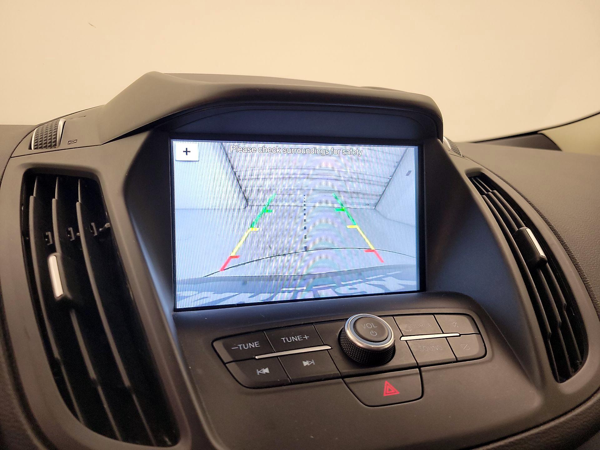 Thumbnail: 2019 Ford Escape - 14