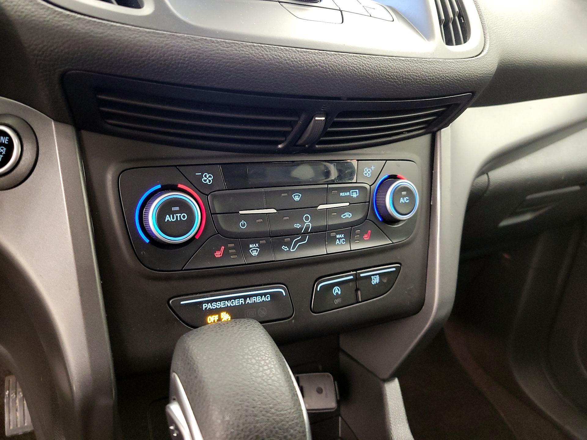 Thumbnail: 2019 Ford Escape - 16