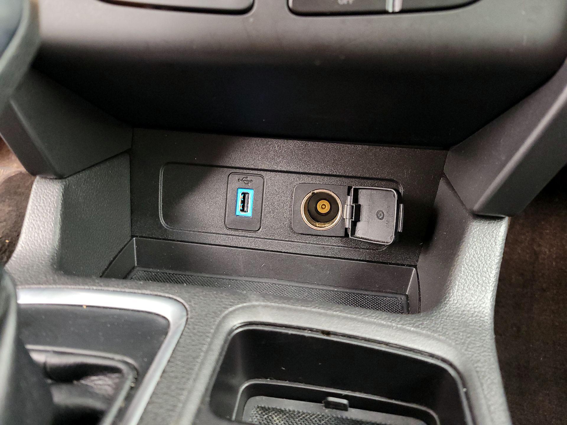 Thumbnail: 2019 Ford Escape - 18