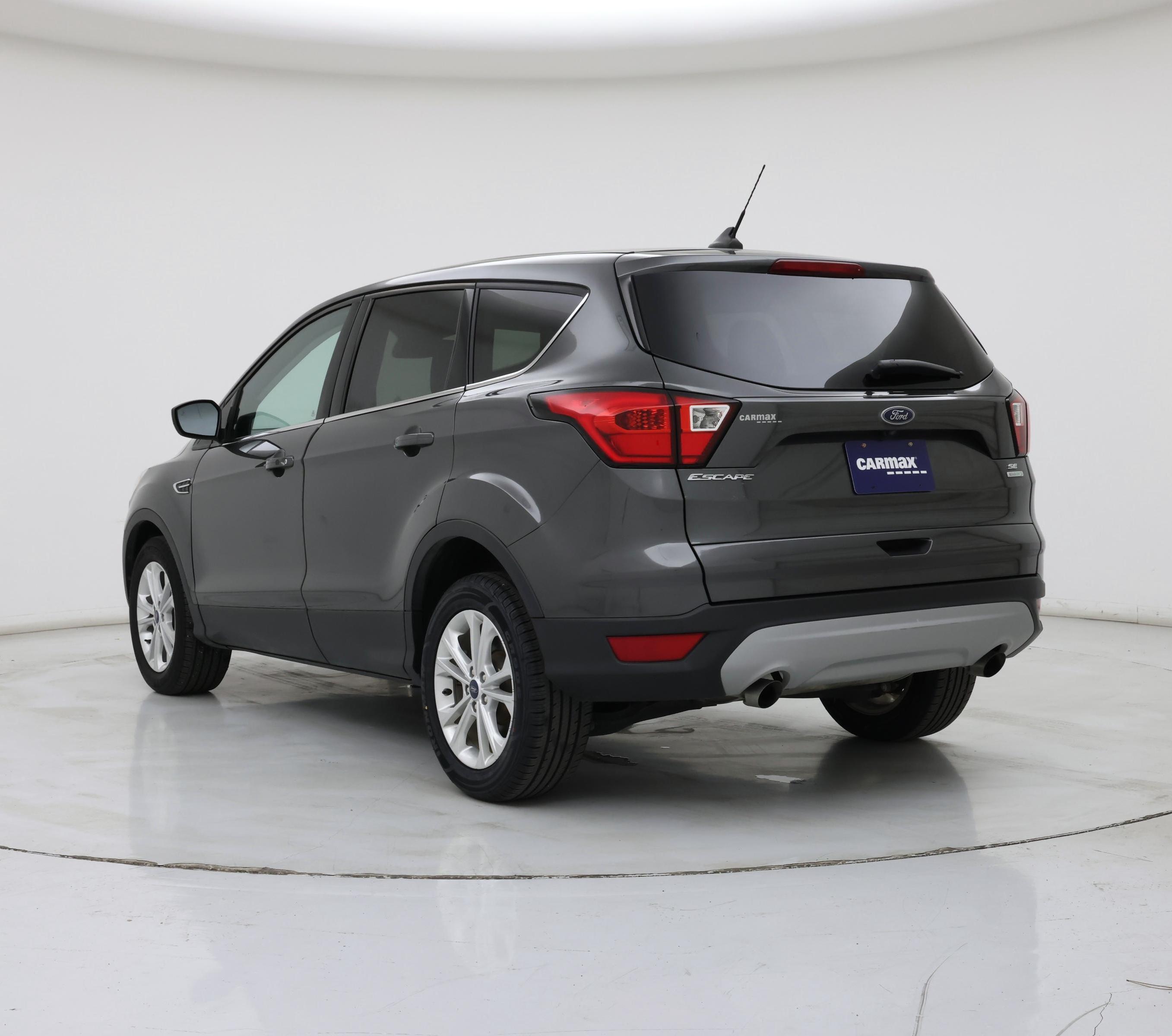 Thumbnail: 2019 Ford Escape - 2