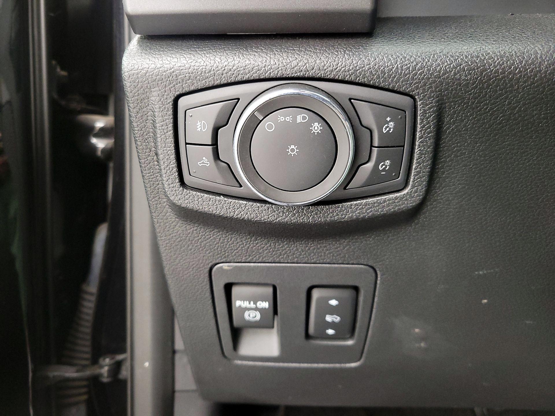 Thumbnail: 2020 Ford F-150 - 13