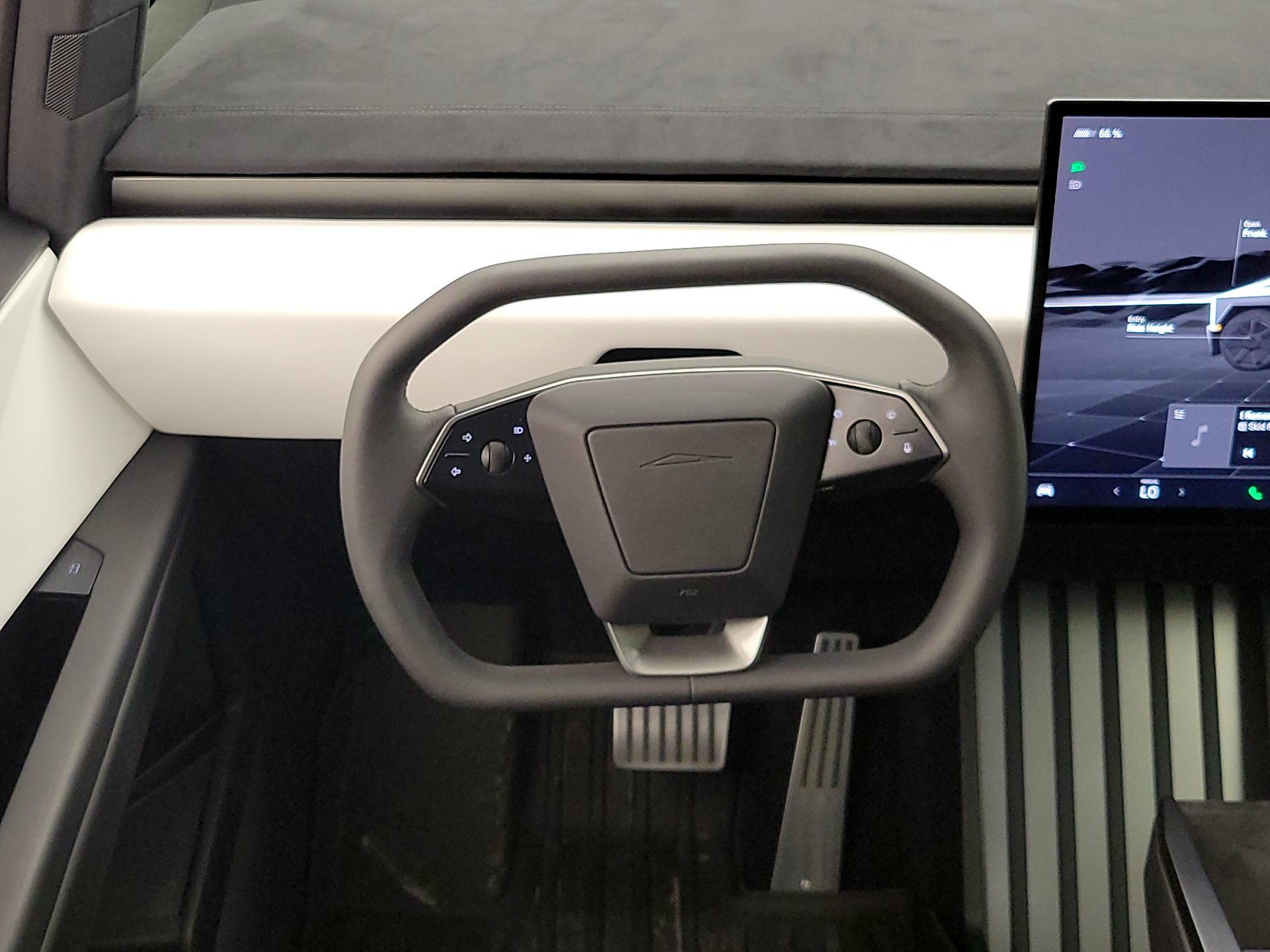 Thumbnail: 2024 Tesla Cybertruck - 10