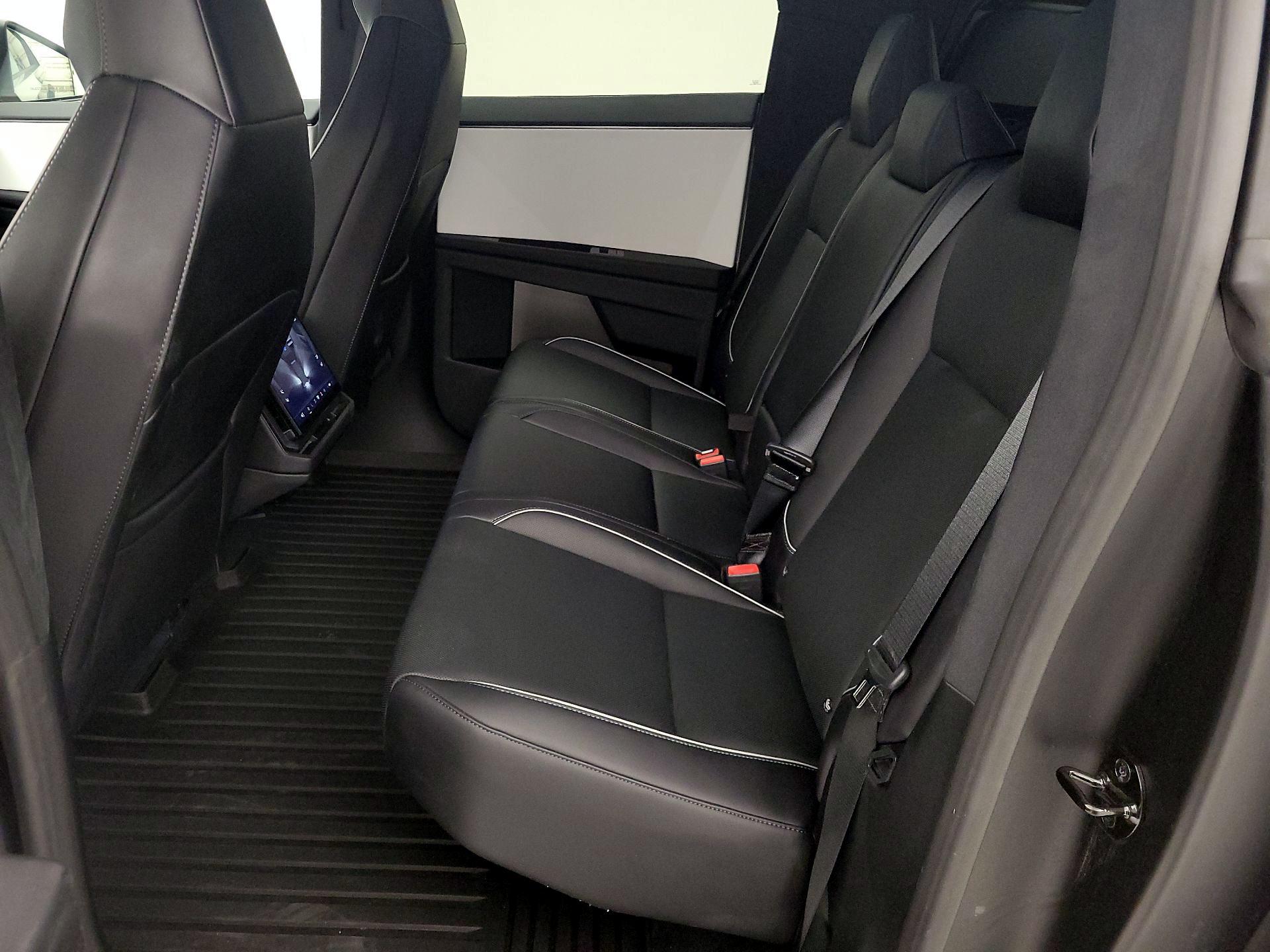 Thumbnail: 2024 Tesla Cybertruck - 18