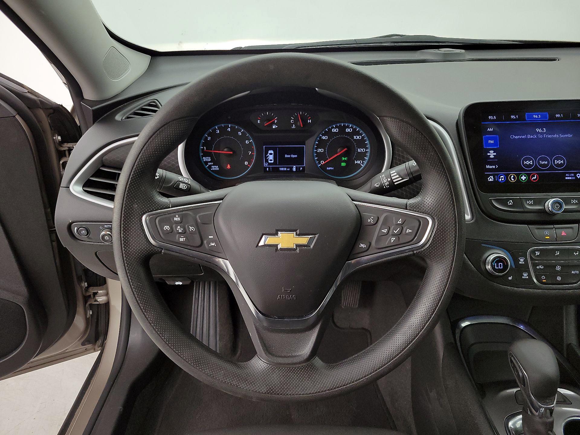 Thumbnail: 2024 Chevrolet Malibu - 10